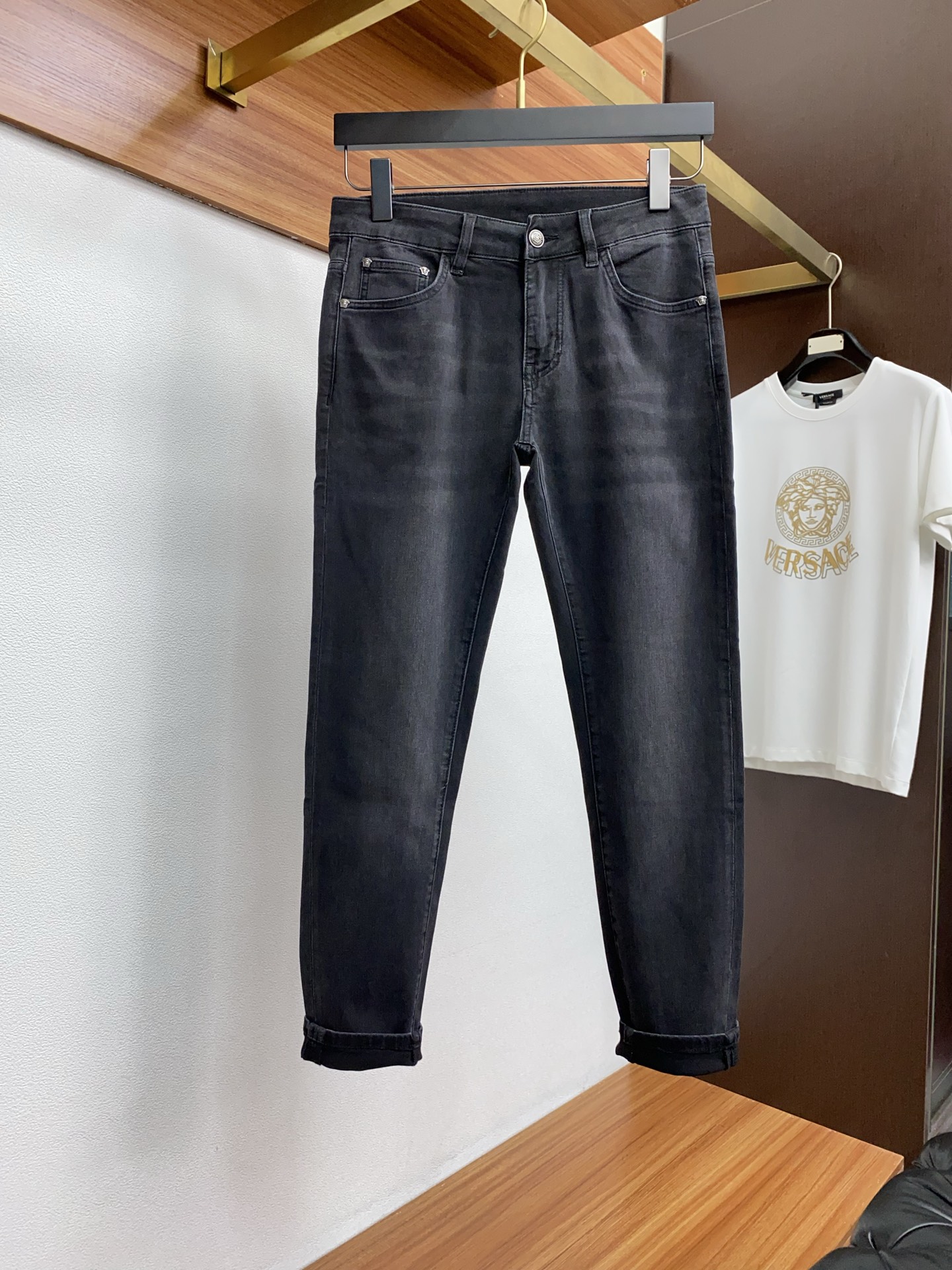  范思哲 2025SS早春 新品 原单男士水洗牛仔裤纯血统 每季必出的类型，无需质疑的热卖王牌单品，符合
