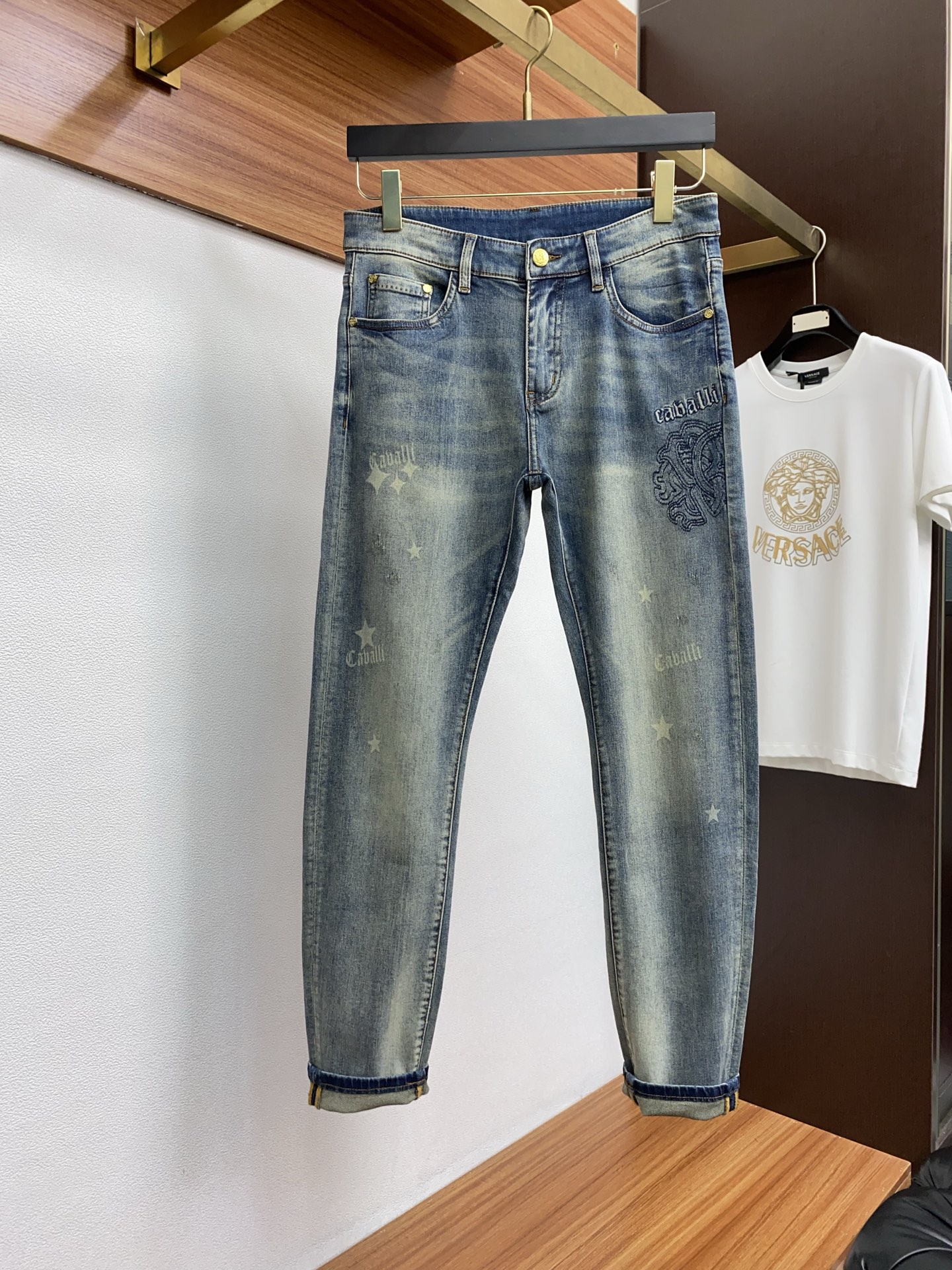 卡华丽 25春夏新品 直筒微阔版原单男士水洗牛仔裤纯血统品 每季必出的类型，无需质疑的热卖王牌单品，符