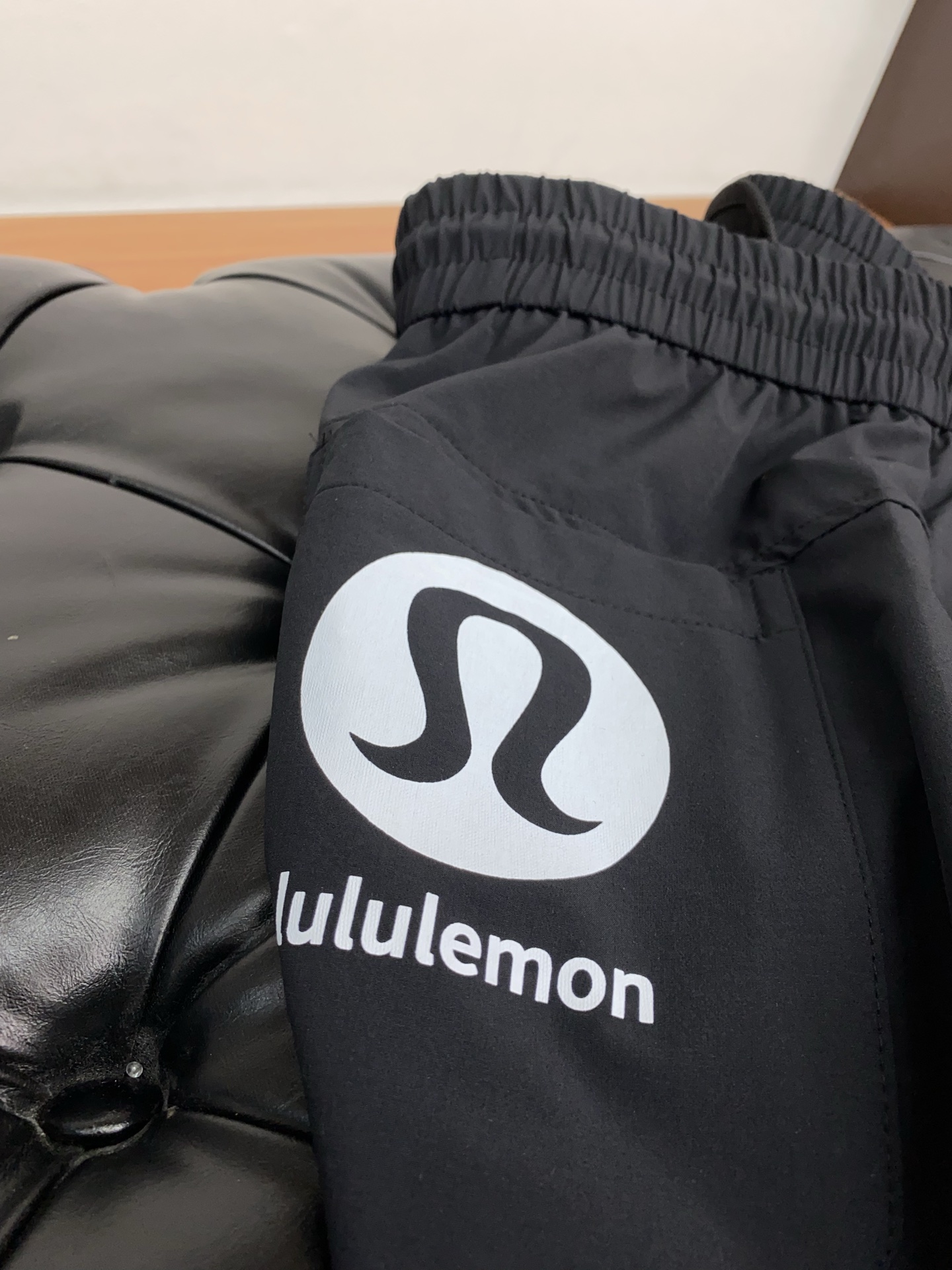 “High-Quality Fashion Leisure Pants: P554 LuLu Counter Collection Overview” - 图片 5