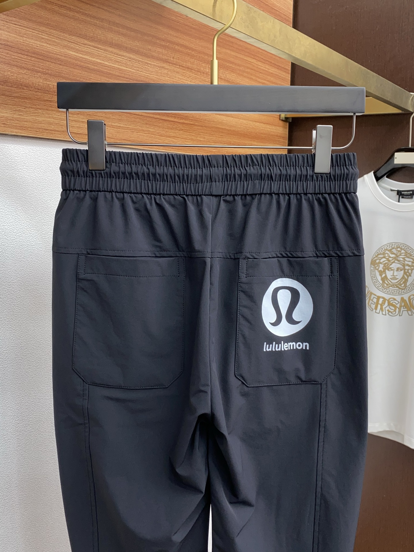 “High-Quality Fashion Leisure Pants: P554 LuLu Counter Collection Overview” - 图片 9