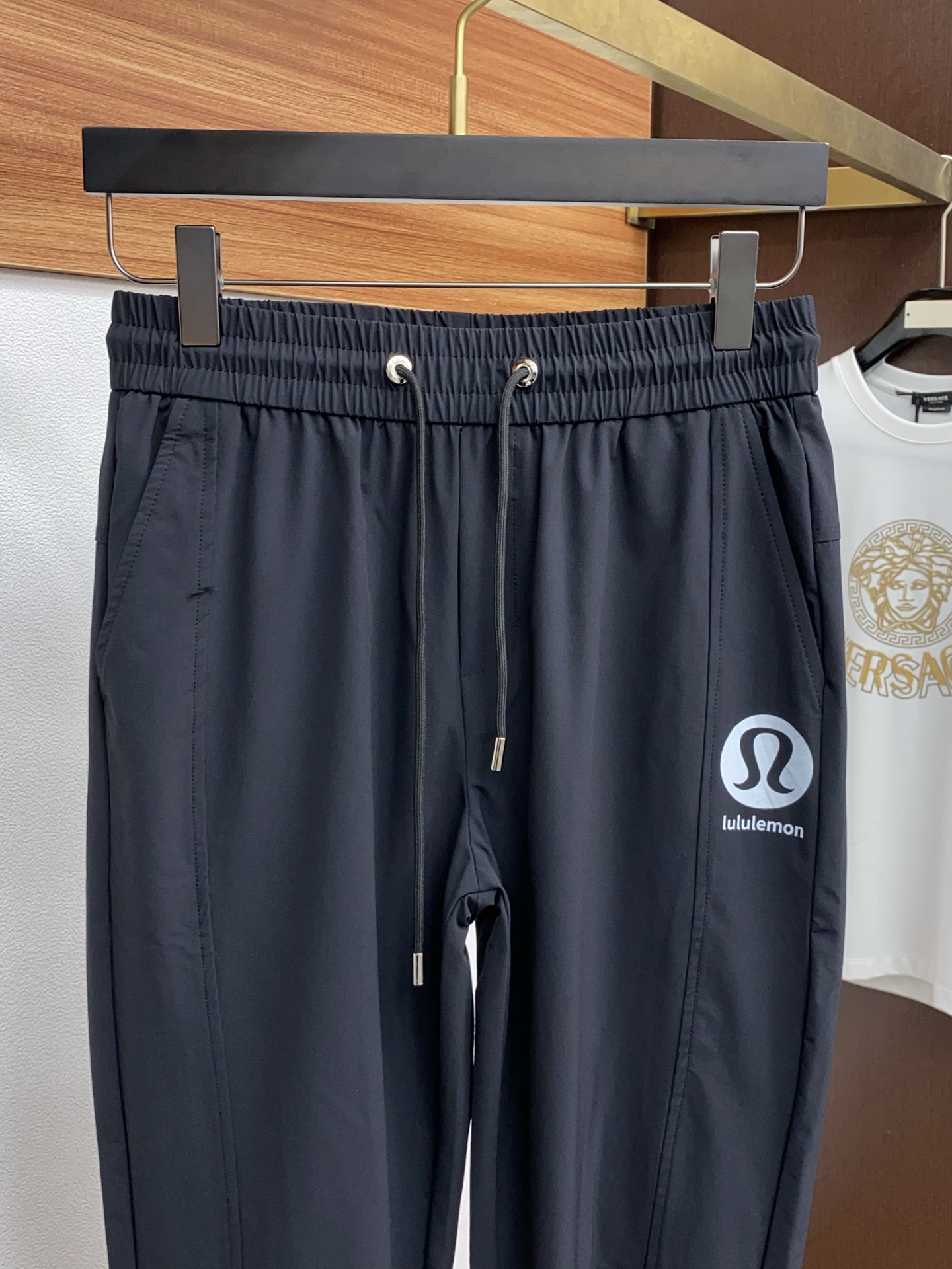 “High-Quality Fashion Leisure Pants: P554 LuLu Counter Collection Overview” - 图片 3