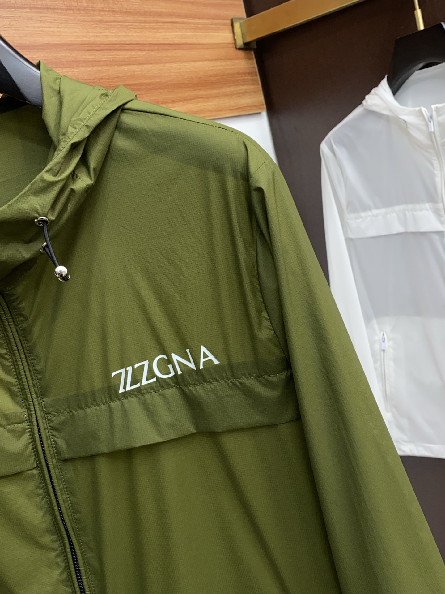 Genia 2025: Classic Tromo Design Sunscreen Jacket, Black Size 48-56 - 图片 3