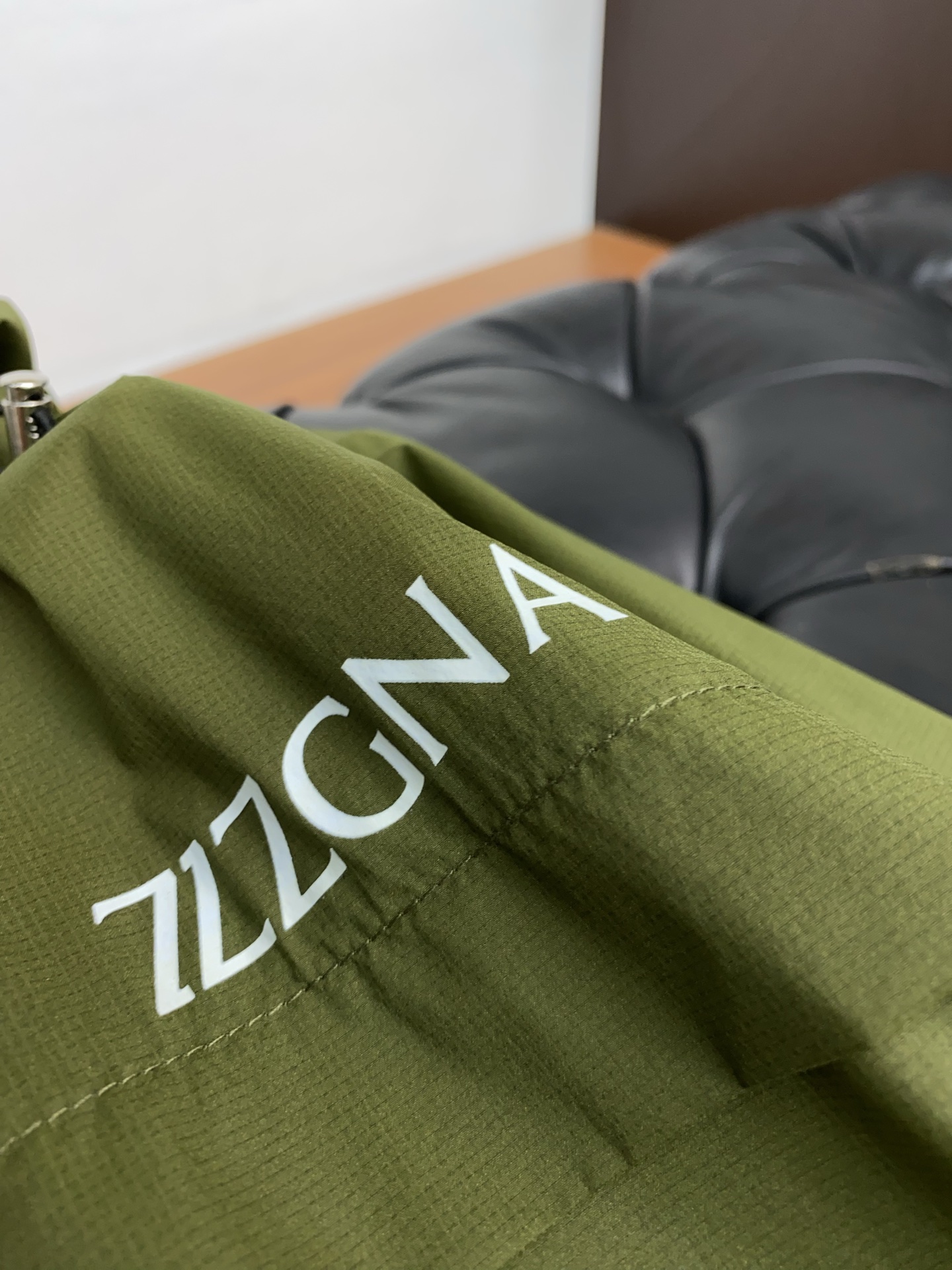 Genia 2025: Classic Tromo Design Sunscreen Jacket, Black Size 48-56 - 图片 6