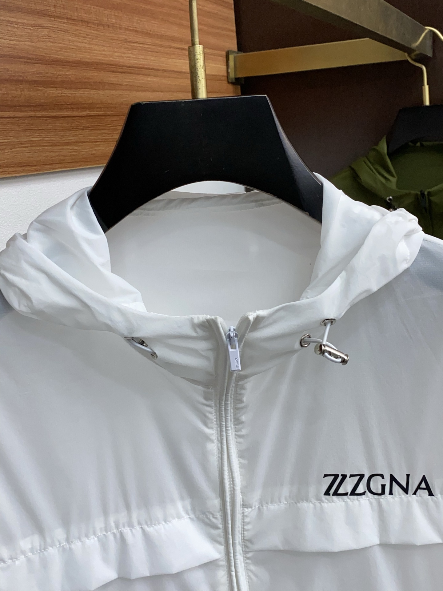 “Genia 2025 Sunscreen Jacket: Classic Tromo Design, Black Size 48-56” - 图片 3