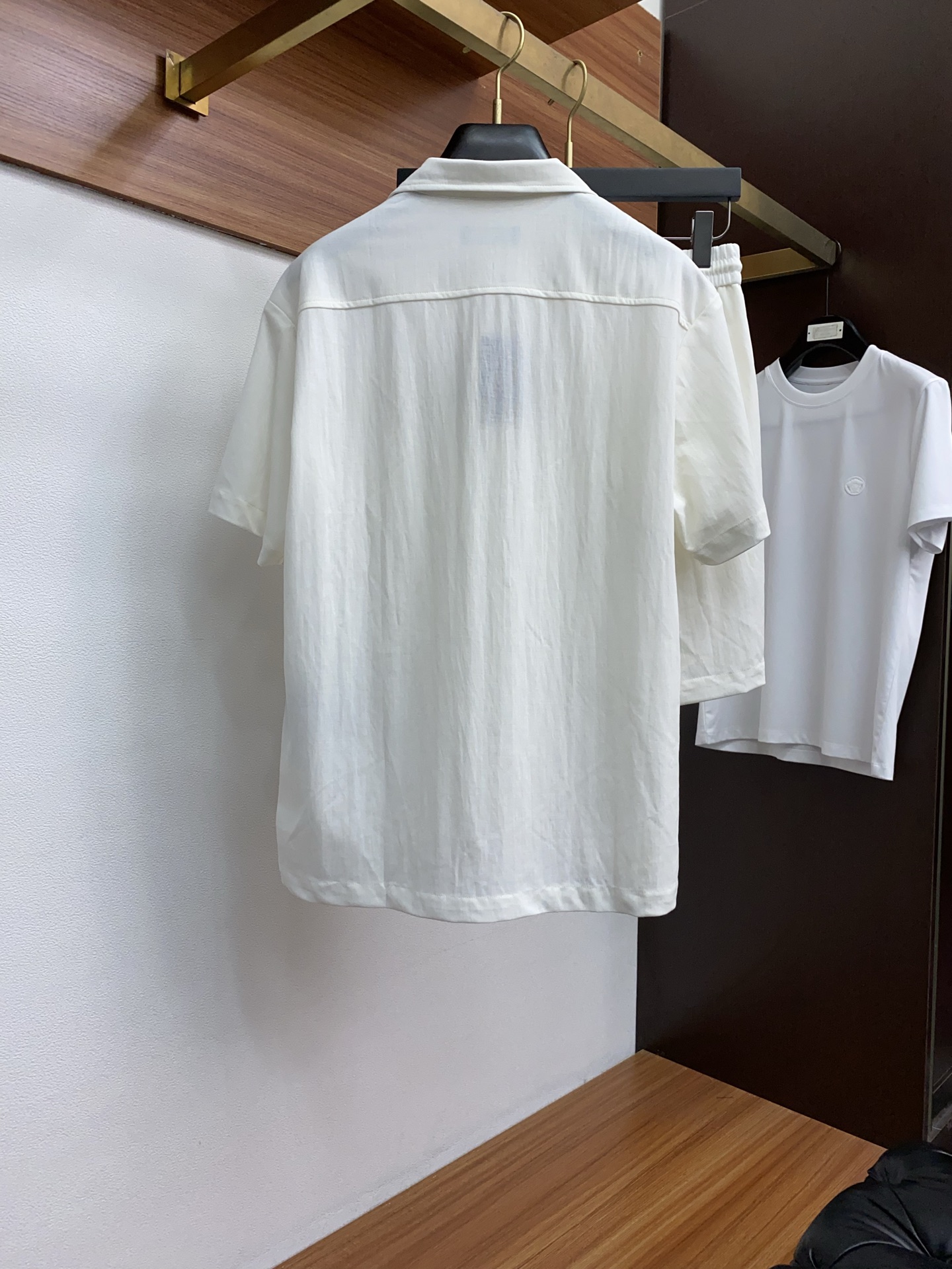 Elegant Women's Short Set by Loro Piana - Clean Cut, Urban Style 10 i1746245443774 7346 0 9