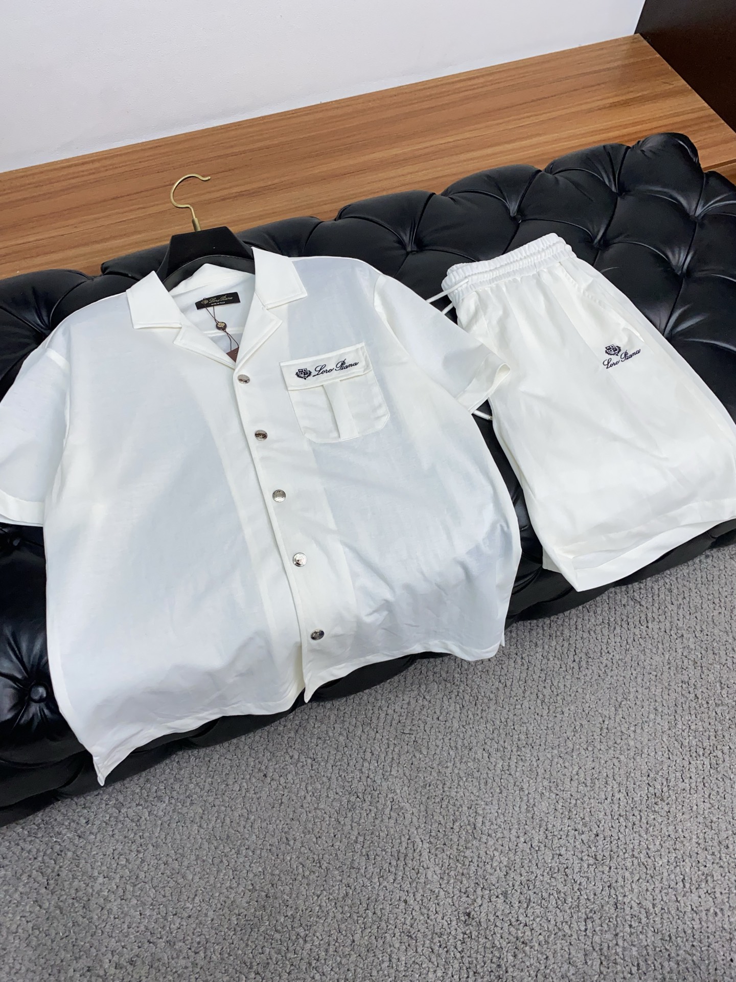 Elegant Women's Short Set by Loro Piana - Clean Cut, Urban Style 11 i1746245443789 6667 0 10