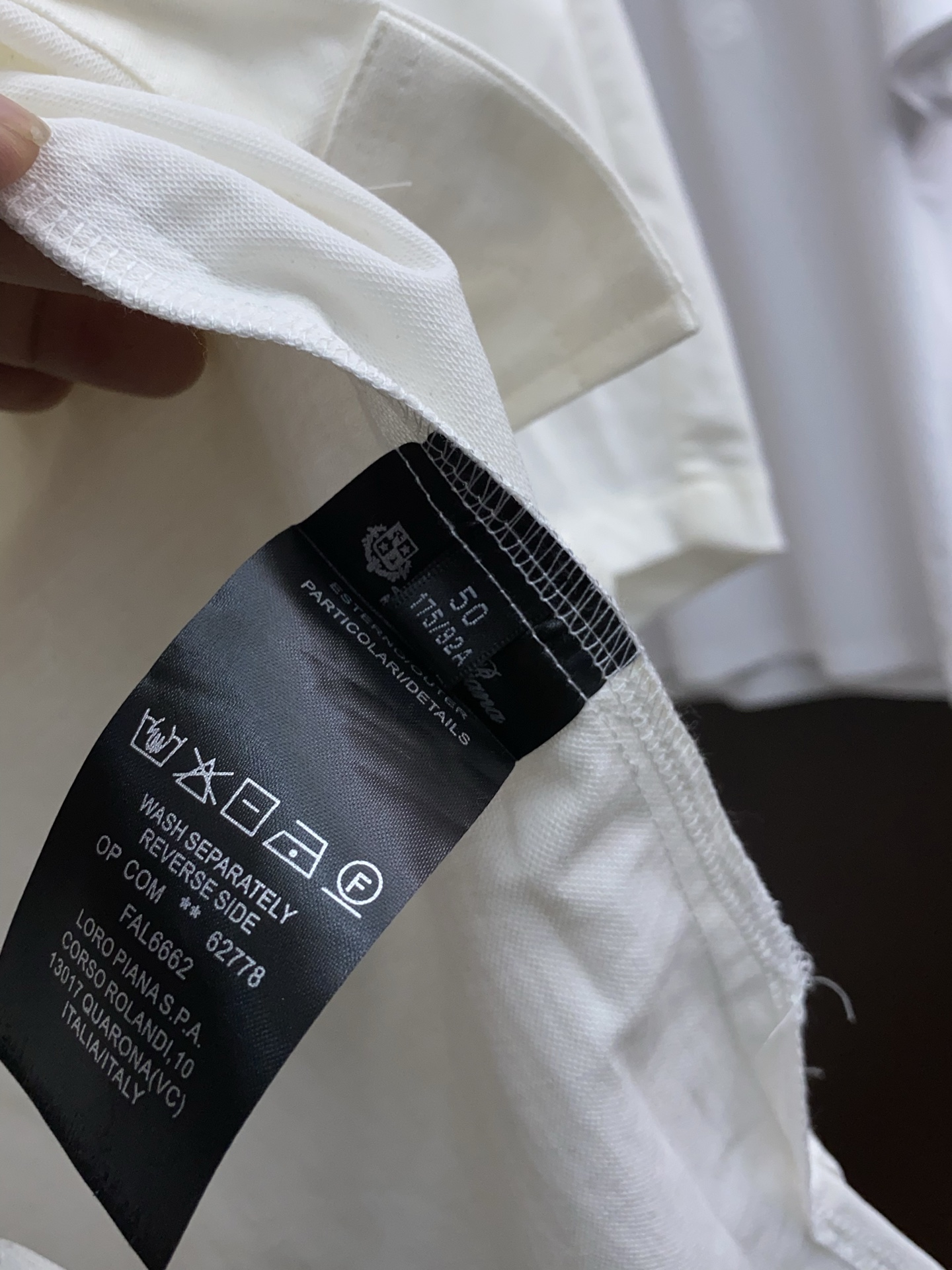 Elegant Women's Short Set by Loro Piana - Clean Cut, Urban Style 7 i1746245562160 7053 0 6