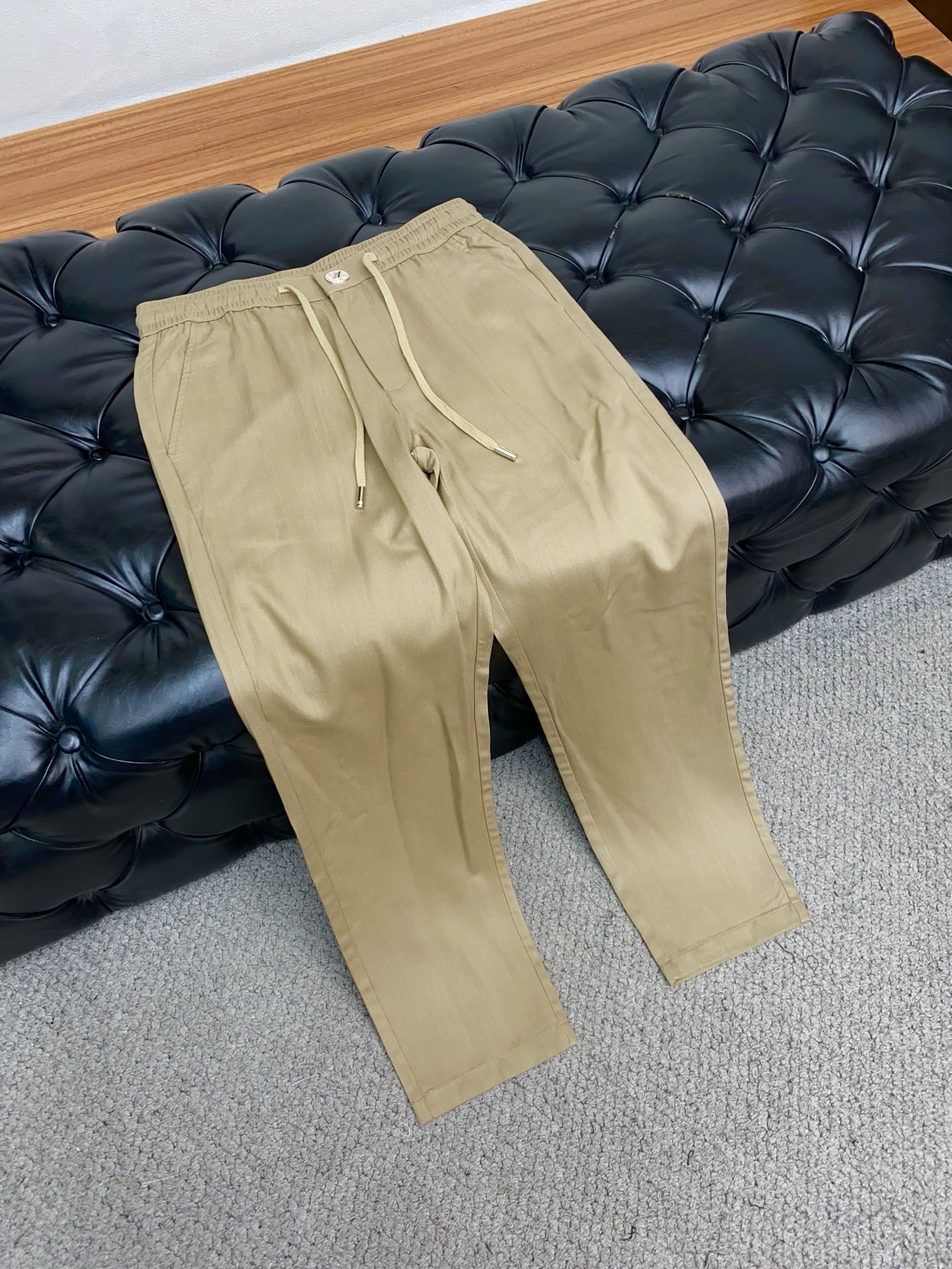 Elegant Leisure Pants in Ricin Fabric: New Sports Costume Master Single - 图片 6