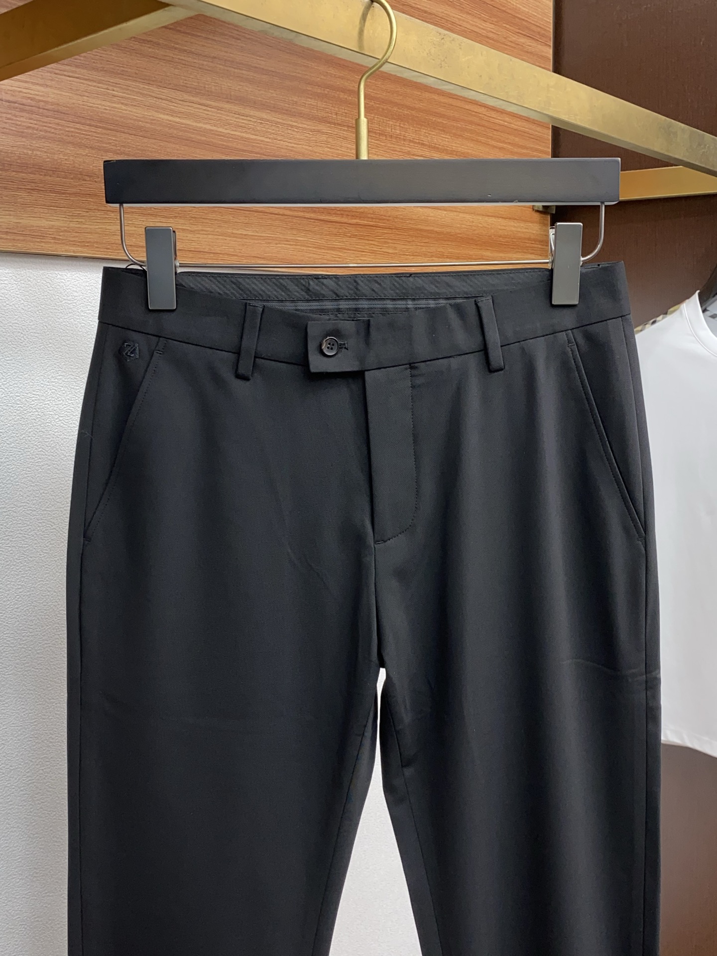 “GENIA 25 Recreational Panty: Urban Wind, High-End Product with Top Ingredients” - 图片 3