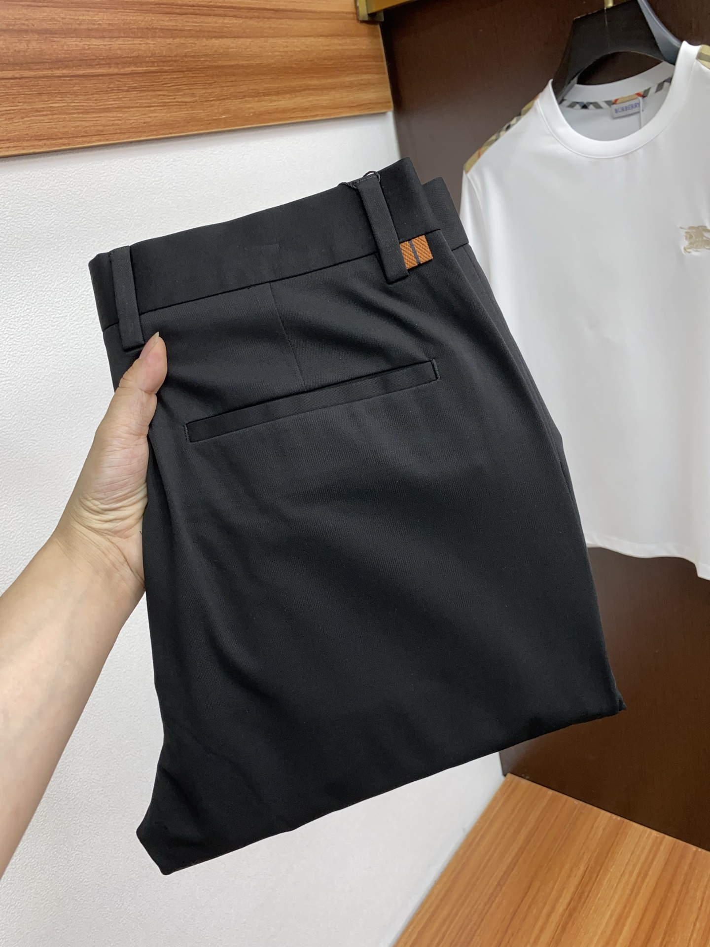 “GENIA 25 Recreational Panty: Urban Wind, High-End Product with Top Ingredients”