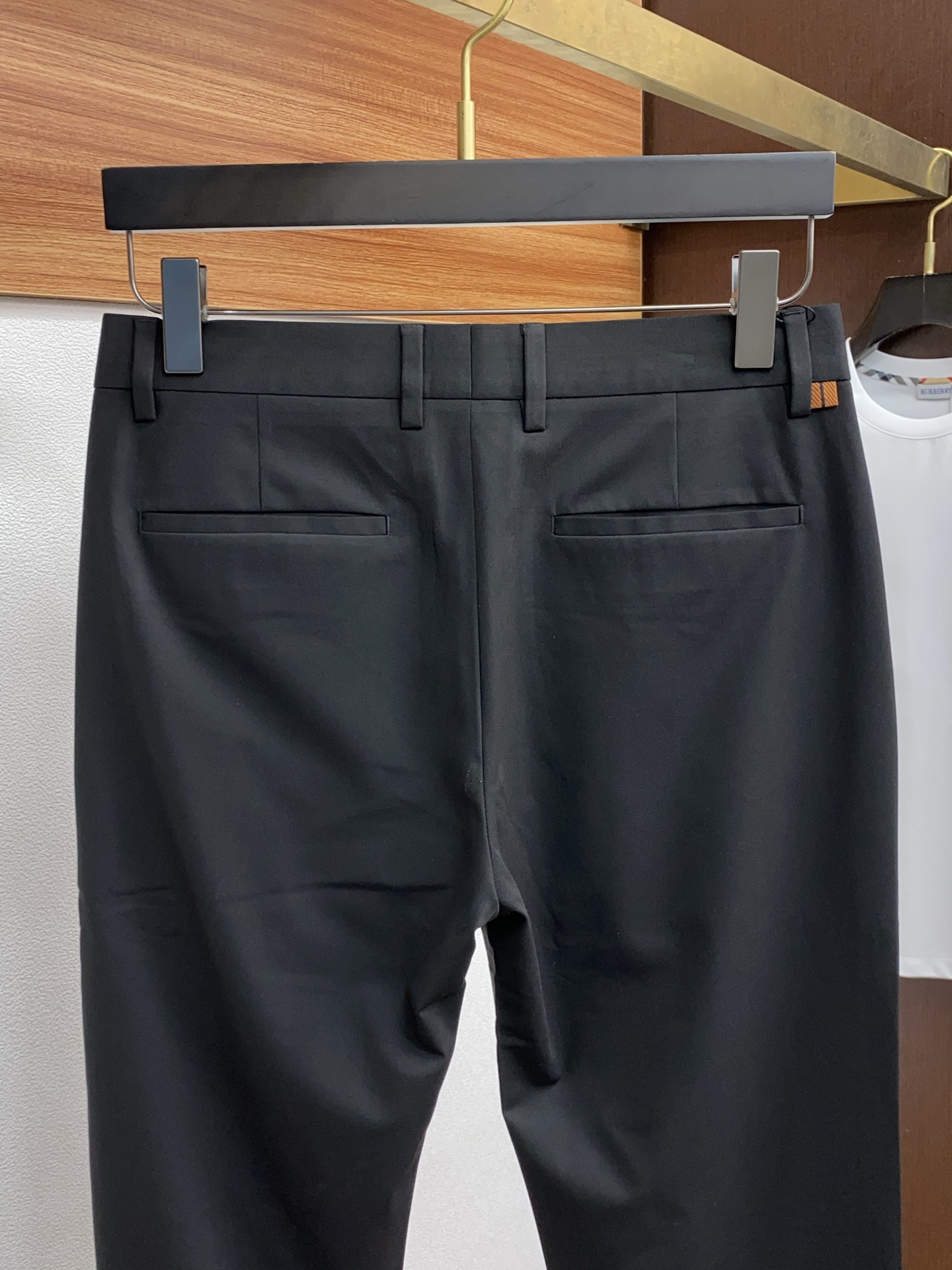 “GENIA 25 Recreational Panty: Urban Wind, High-End Product with Top Ingredients” - 图片 9