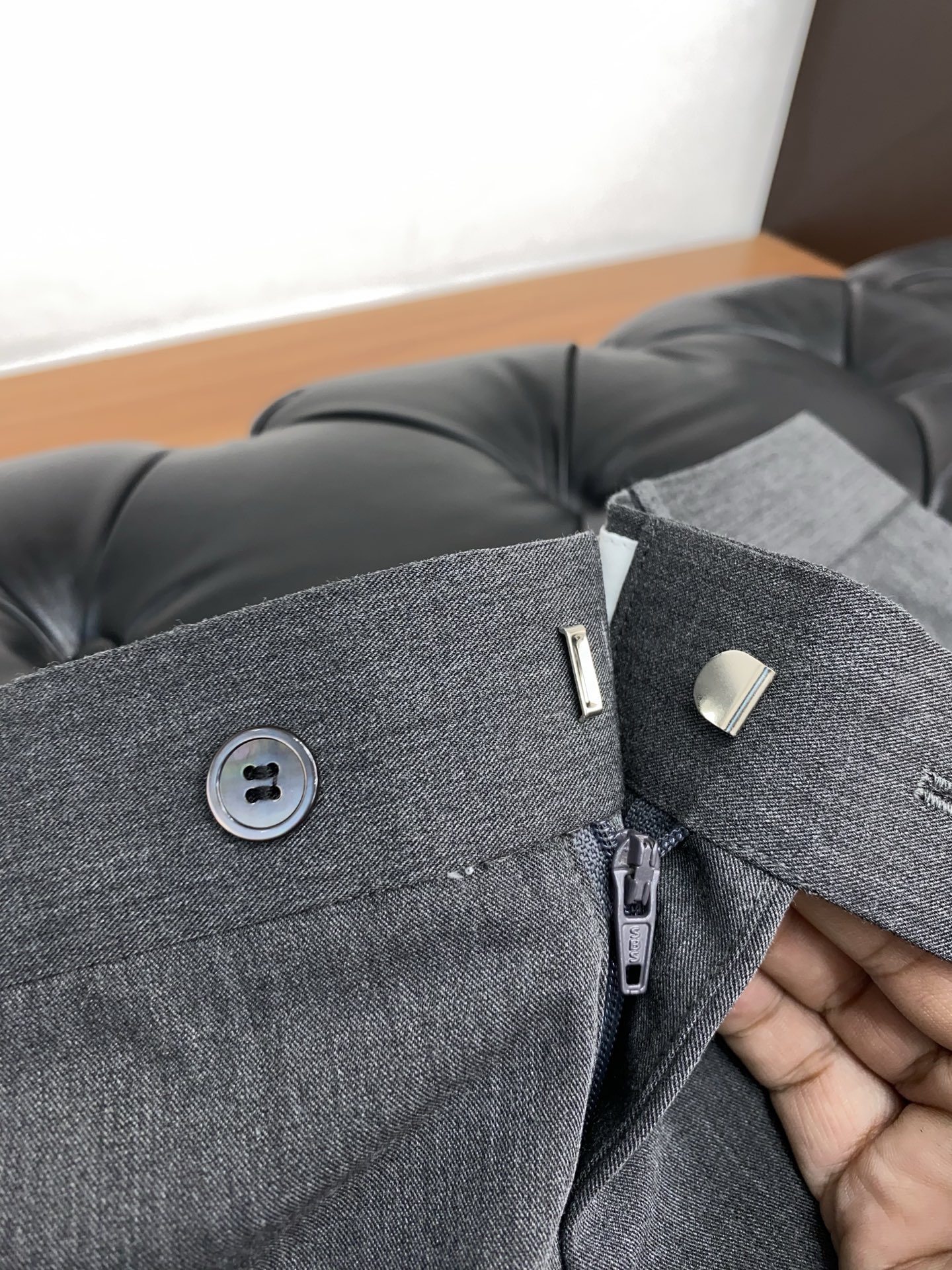 P703 TB’s New Recreational Panty: High-End Fashion for Business and Leisure - 图片 4
