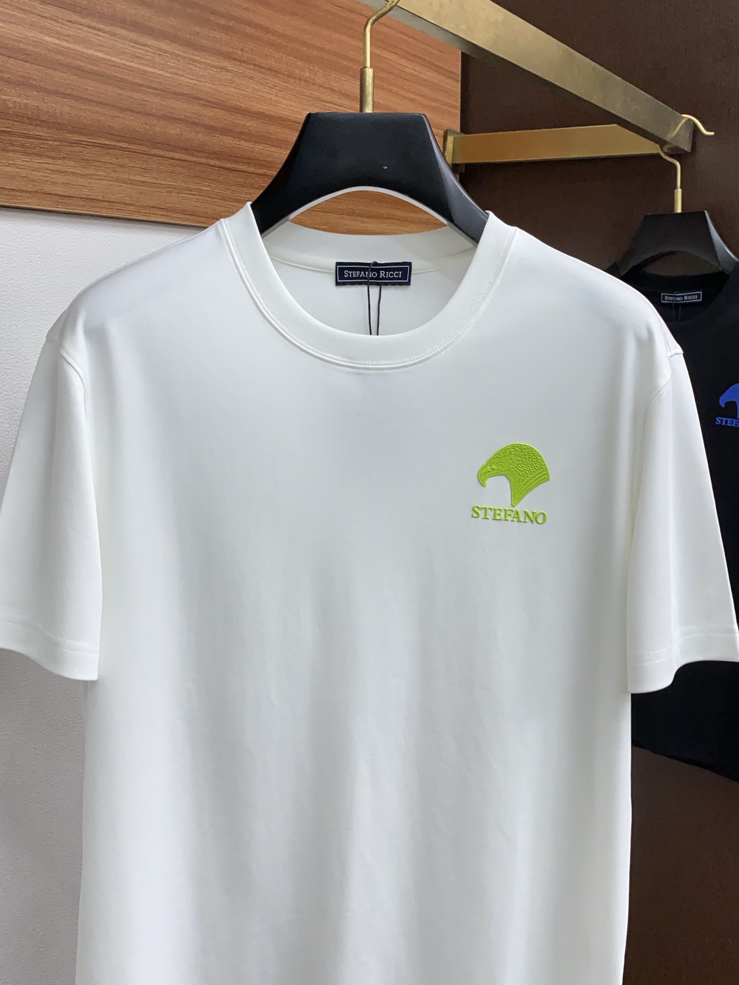 Luxurious Custom Knitted T-Shirts for Summer: High-Quality Fabric with Minimal Water Loss - 图片 2