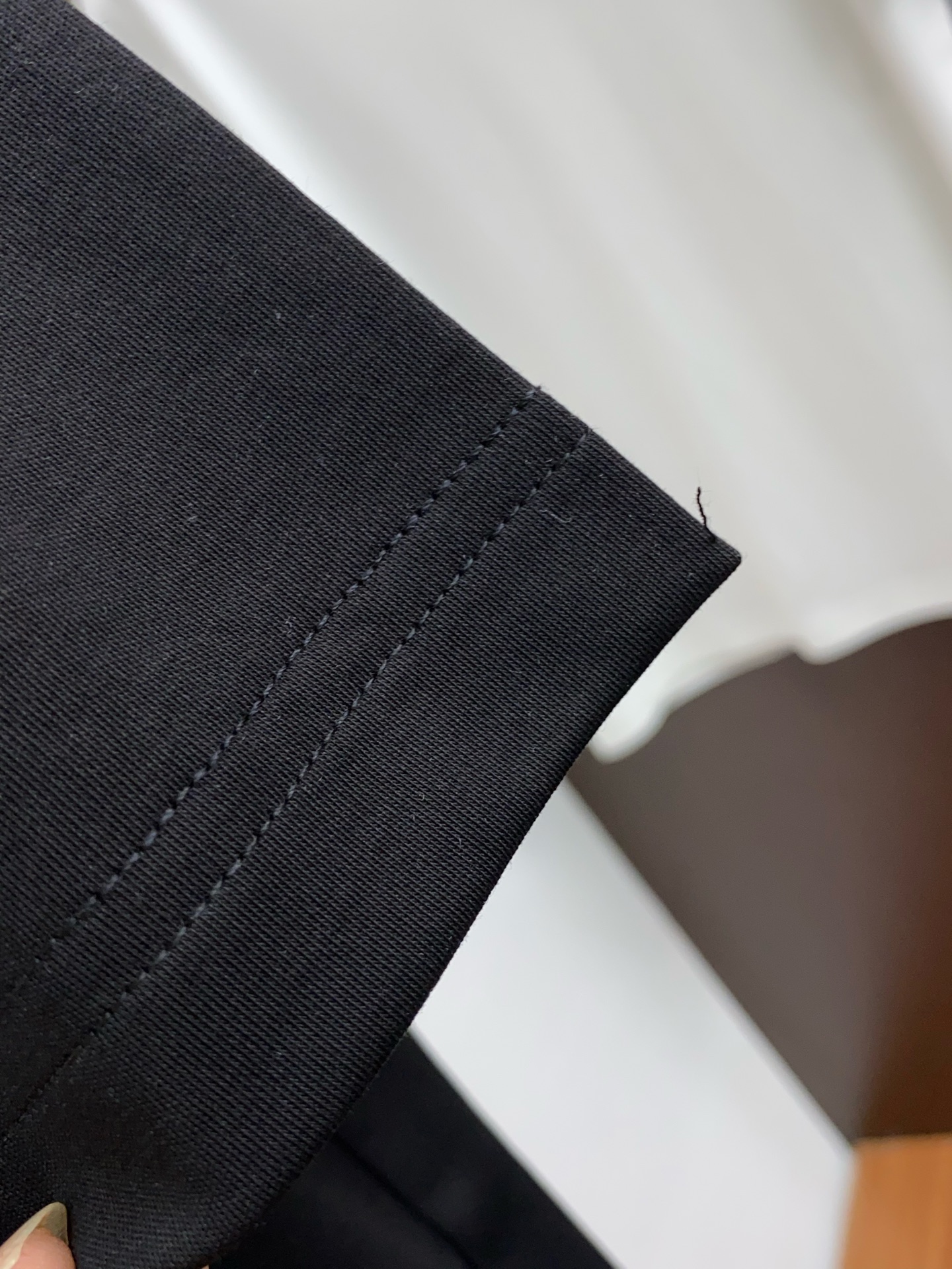 Luxurious Custom Knitted T-Shirts with High-Quality Fabric and Customization Options - 图片 5