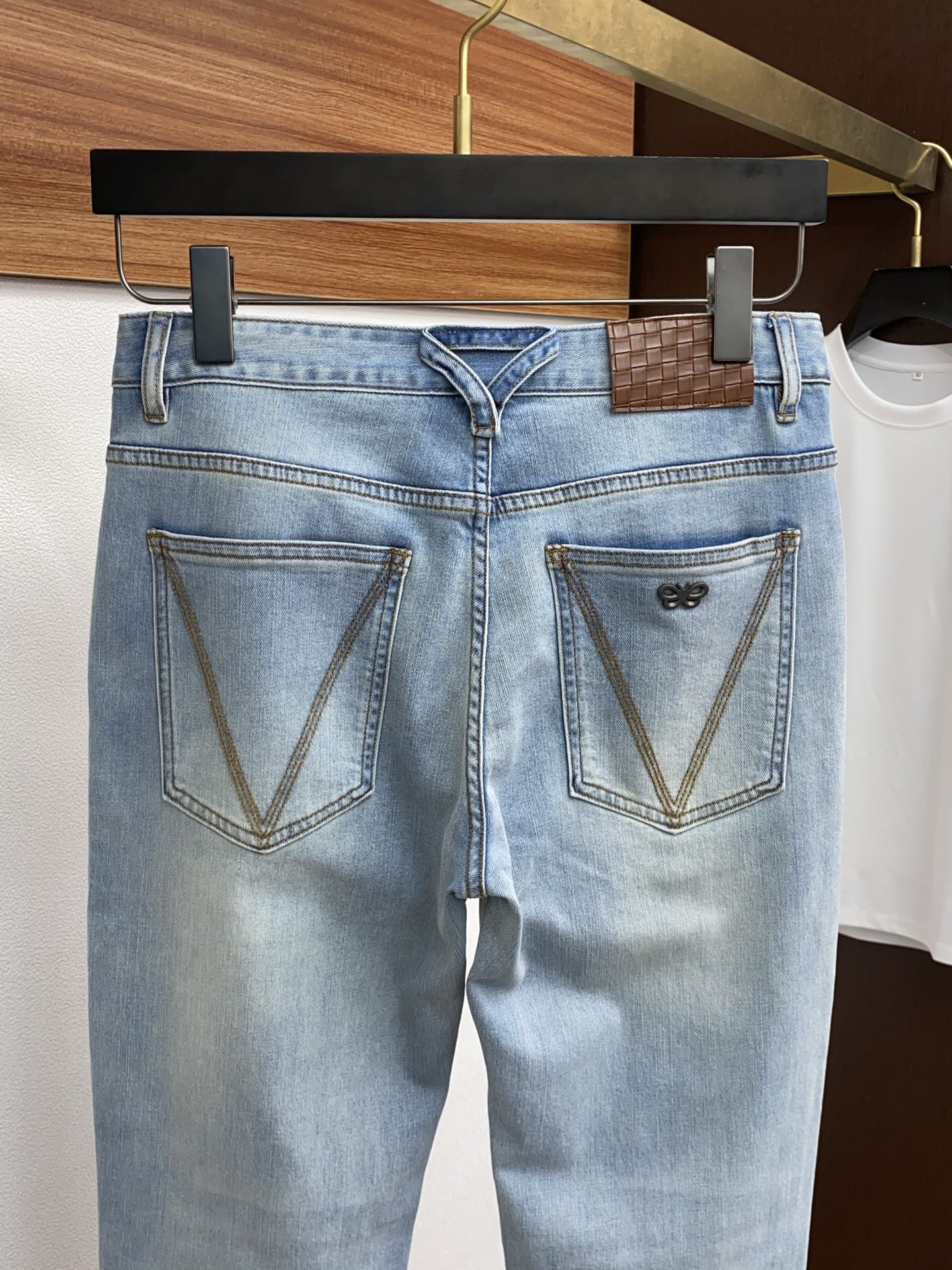 “2025 Spring Jeans: Original Custom Replicas, Imported Quality, Well-Lined Tops, Optimal Menu” - 图片 9