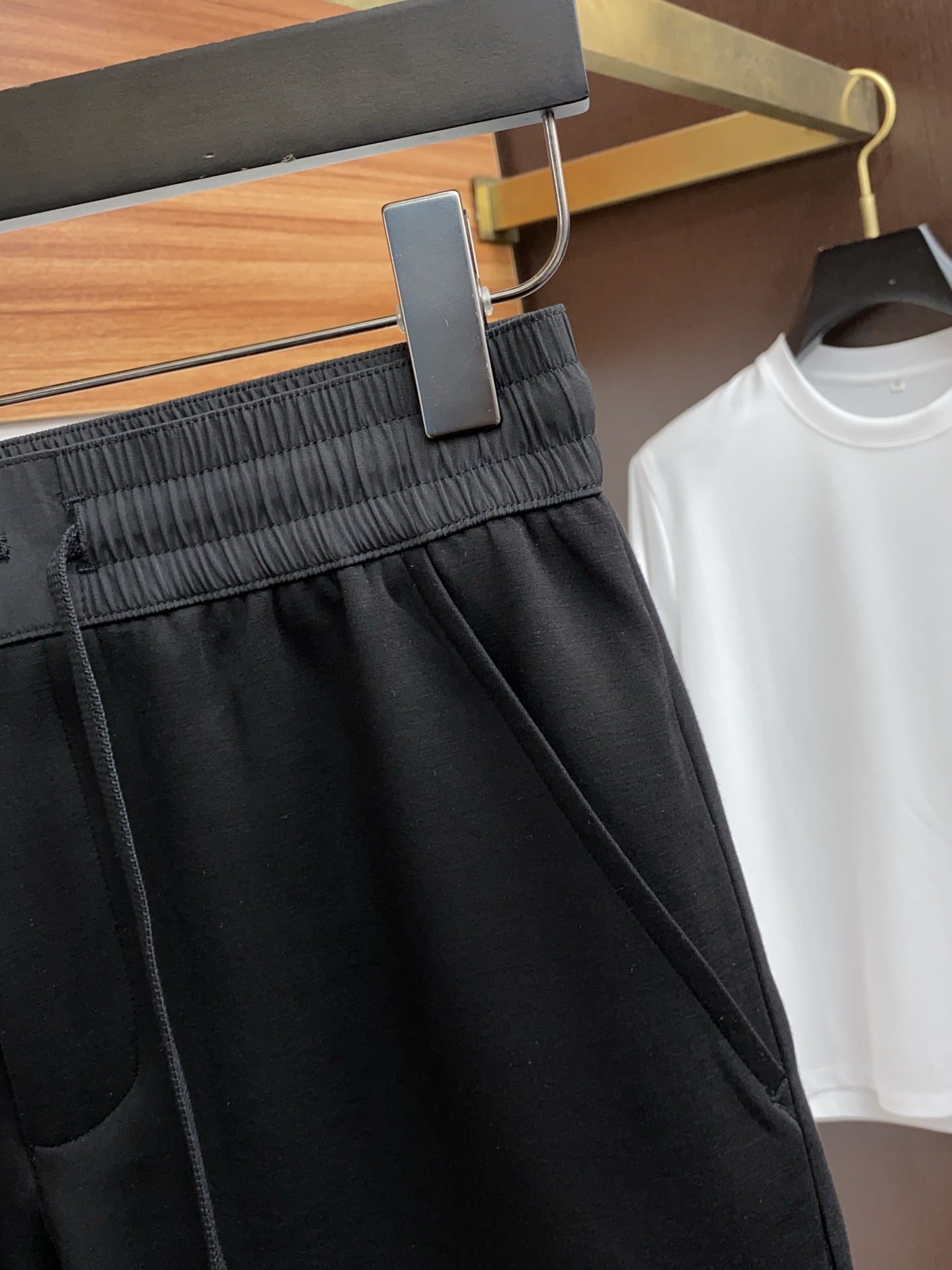 “Jenia 2025 Spring Summer New Edition Pure Cotton Shorts – High-End Comfort and Style” - 图片 3