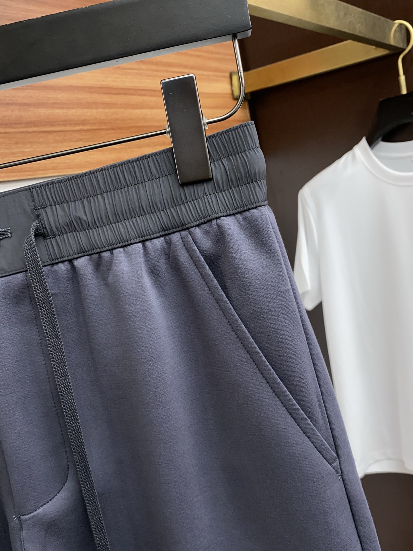 Jenia 2025 Spring Summer New Edition Pure Cotton Shorts, High-End Comfort and Style. - 图片 3