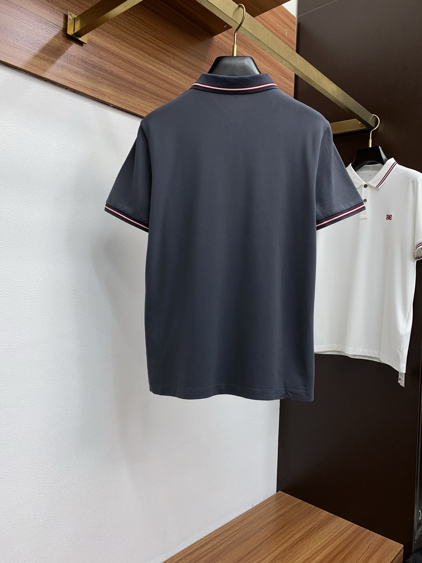 Unique Barley Custom Polo Shirts: Comfortable, Stylish, Versatile. High-Quality Materials, Classic Design. Perfect for All Occasions. - 图片 9