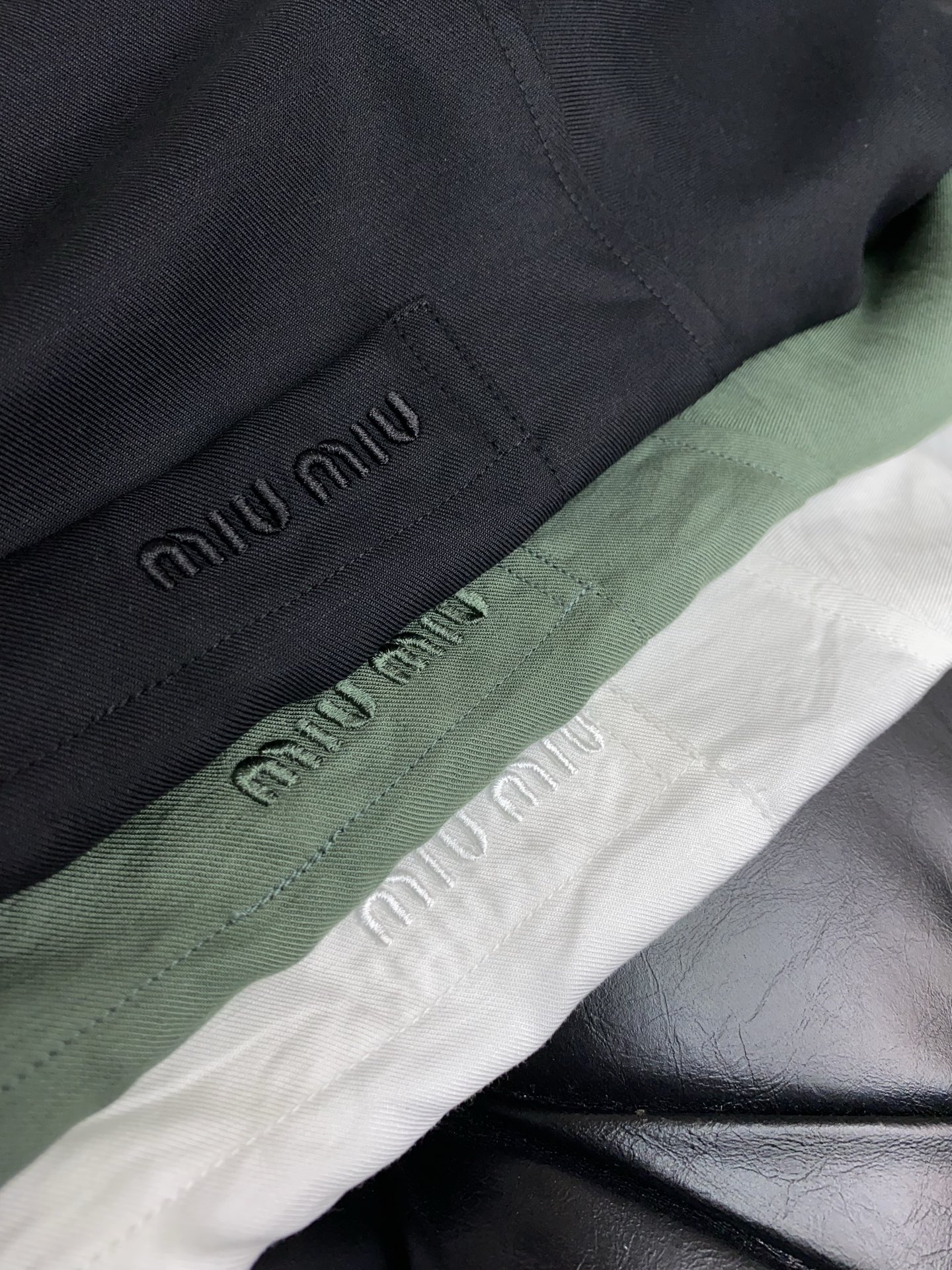 High-Quality Customizable Men’s Business and Leisure Shirts in Organic Cotton for 2025 - 图片 7