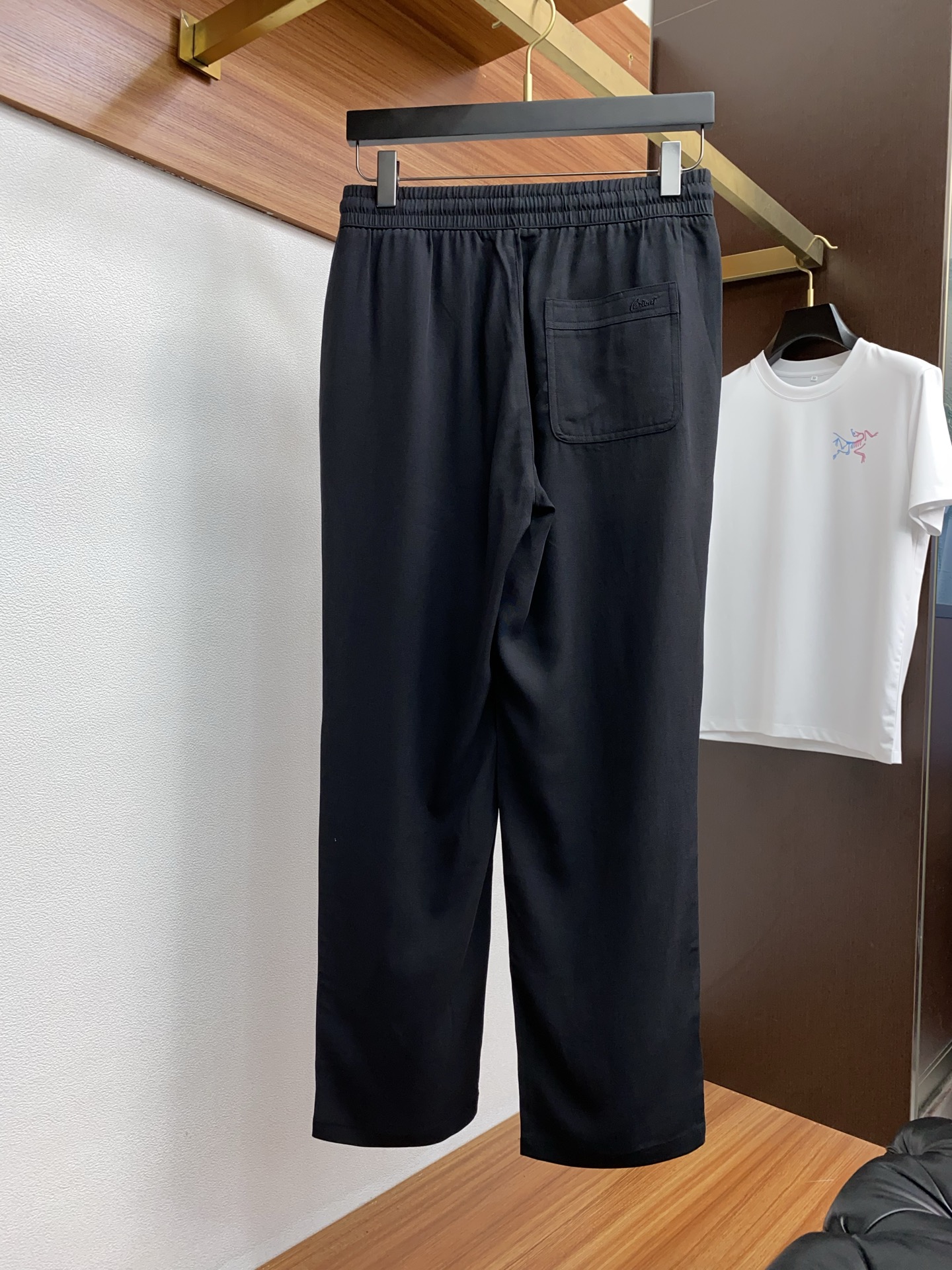 Brioni Spring 2025: New Customized Edition of MIT Leisure Pants - 图片 8