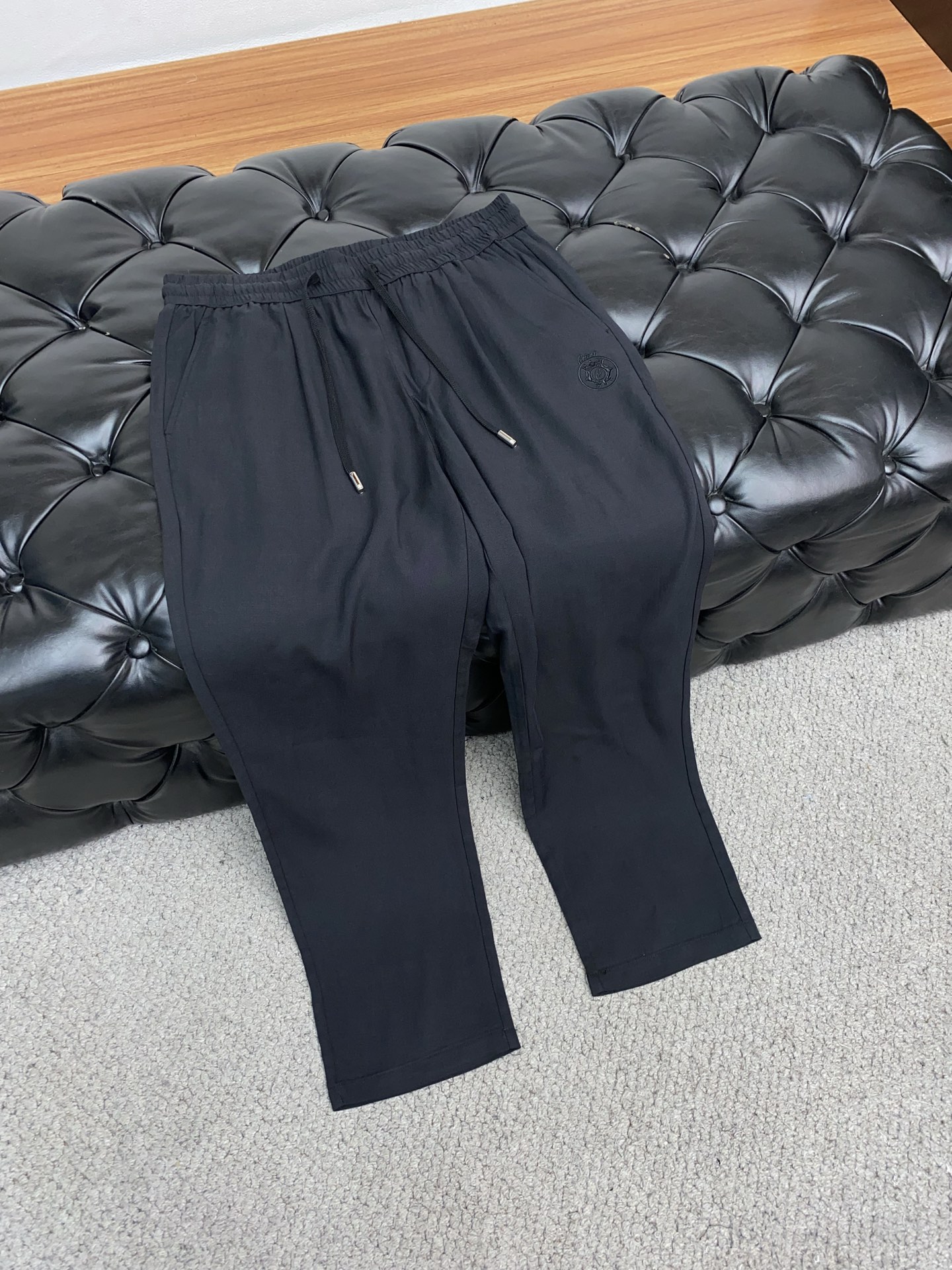 Brioni Spring 2025: New Customized Edition of MIT Leisure Pants - 图片 6