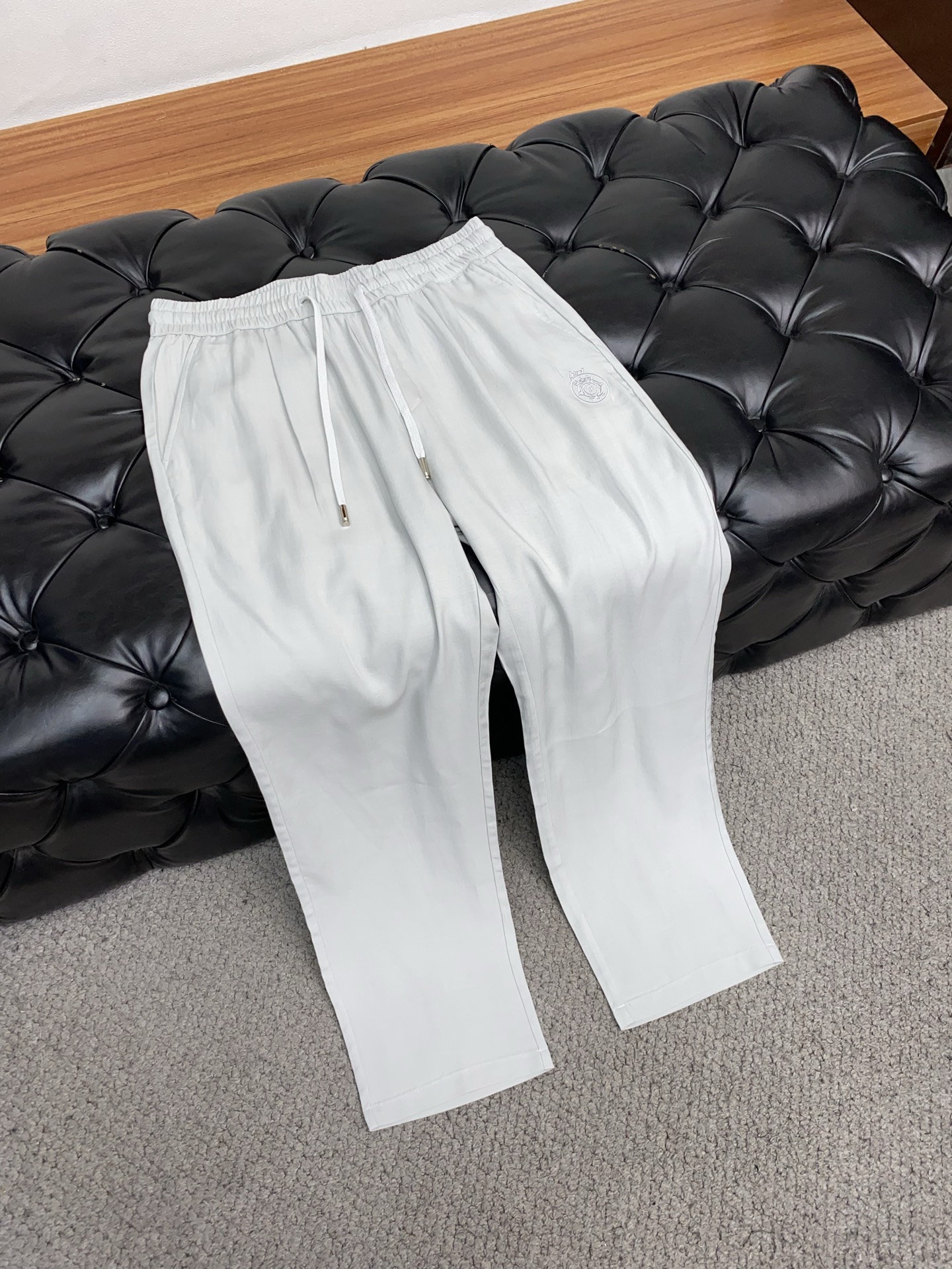 Brioni Spring 2025 Customized Leisure Pants: High-End Comfort and Style - 图片 6