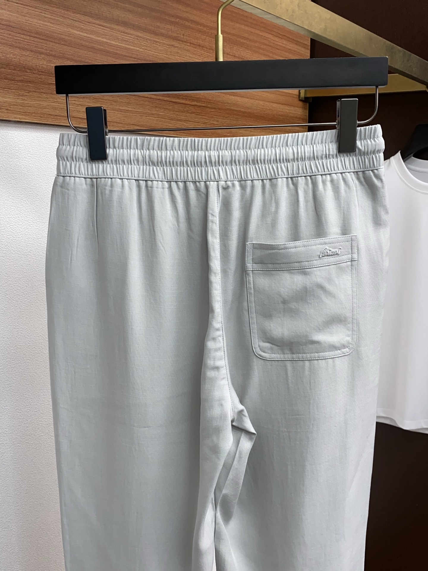 Brioni Spring 2025 Customized Leisure Pants: High-End Comfort and Style - 图片 9