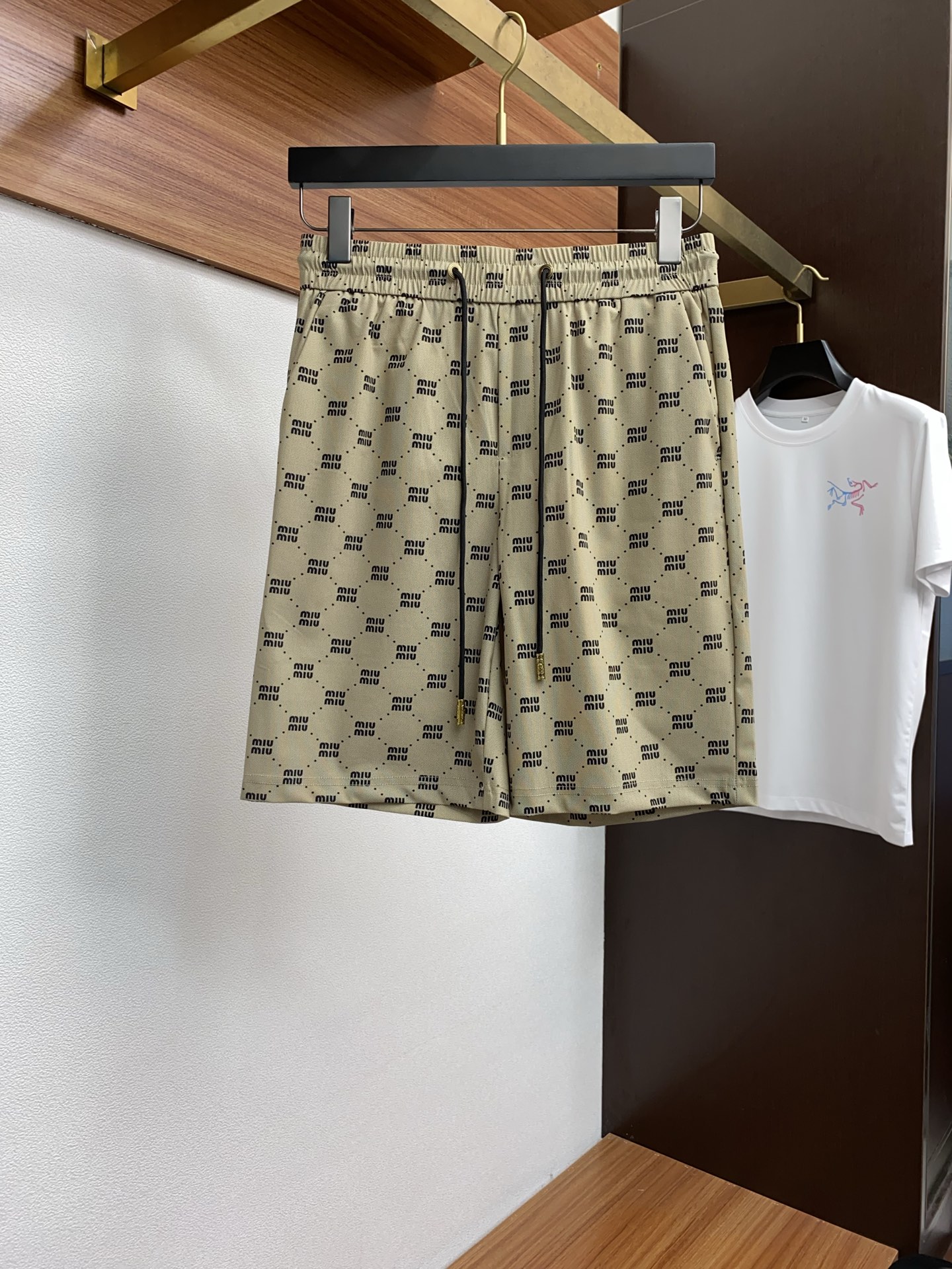 “2025 Summer RV Dry Shorts: High-end Custom Cotton Fabric for Ultimate Comfort”