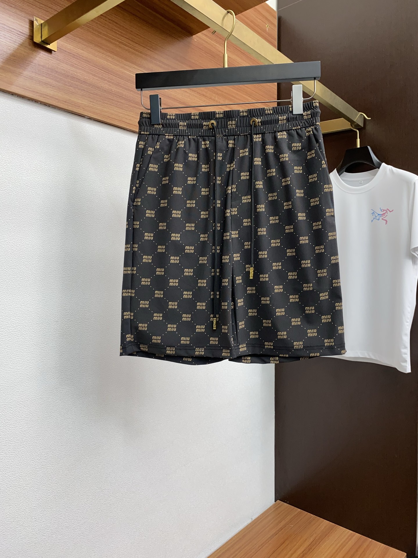 “2025 Summer RV Dry Shorts: High-End Custom Cotton Fabric for Ultimate Comfort” - 图片 1