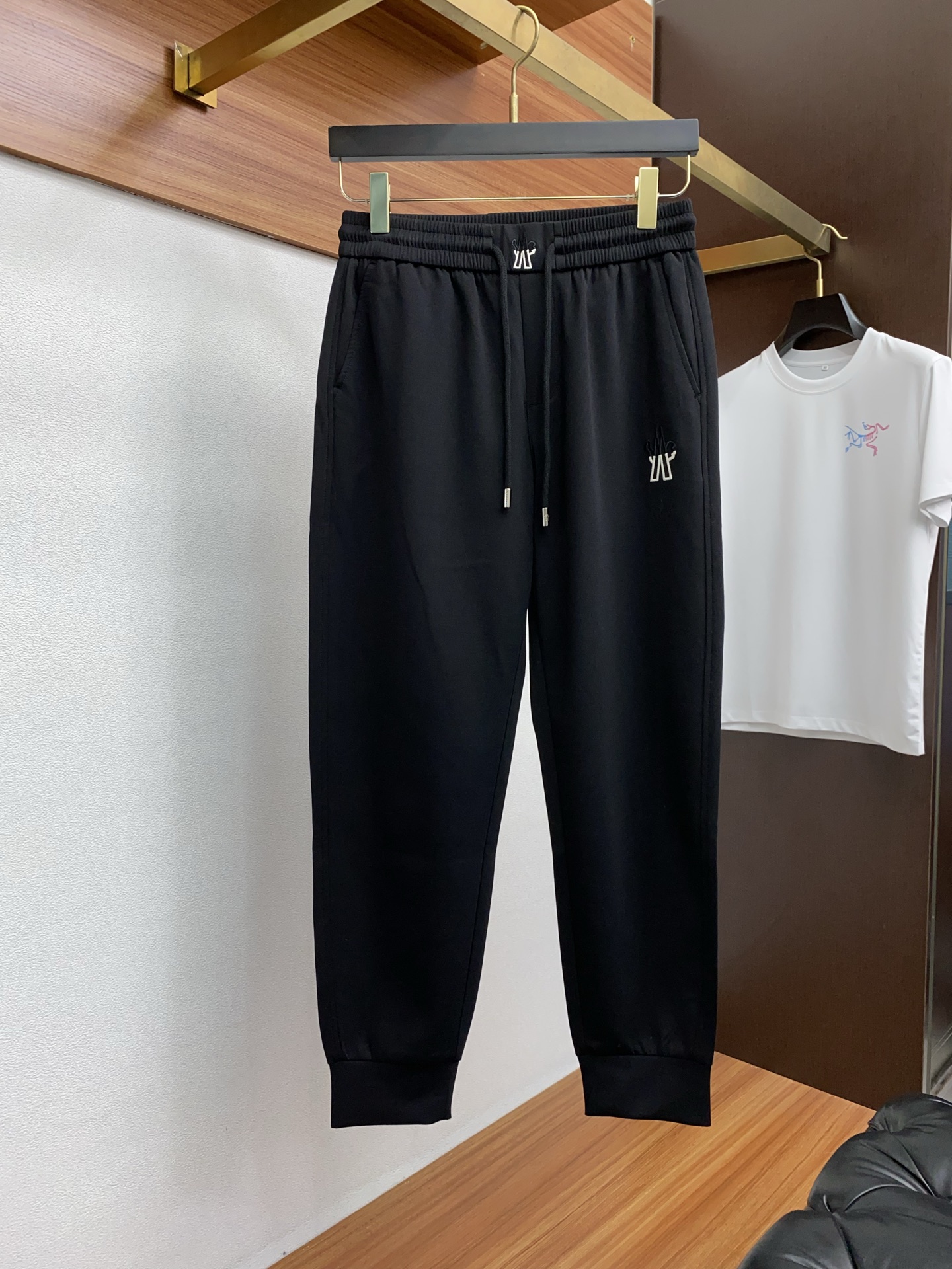 “New High-Quality Fashion Leisure Pants and Custom Cabinet Hardware Supplement Listed” - 图片 2