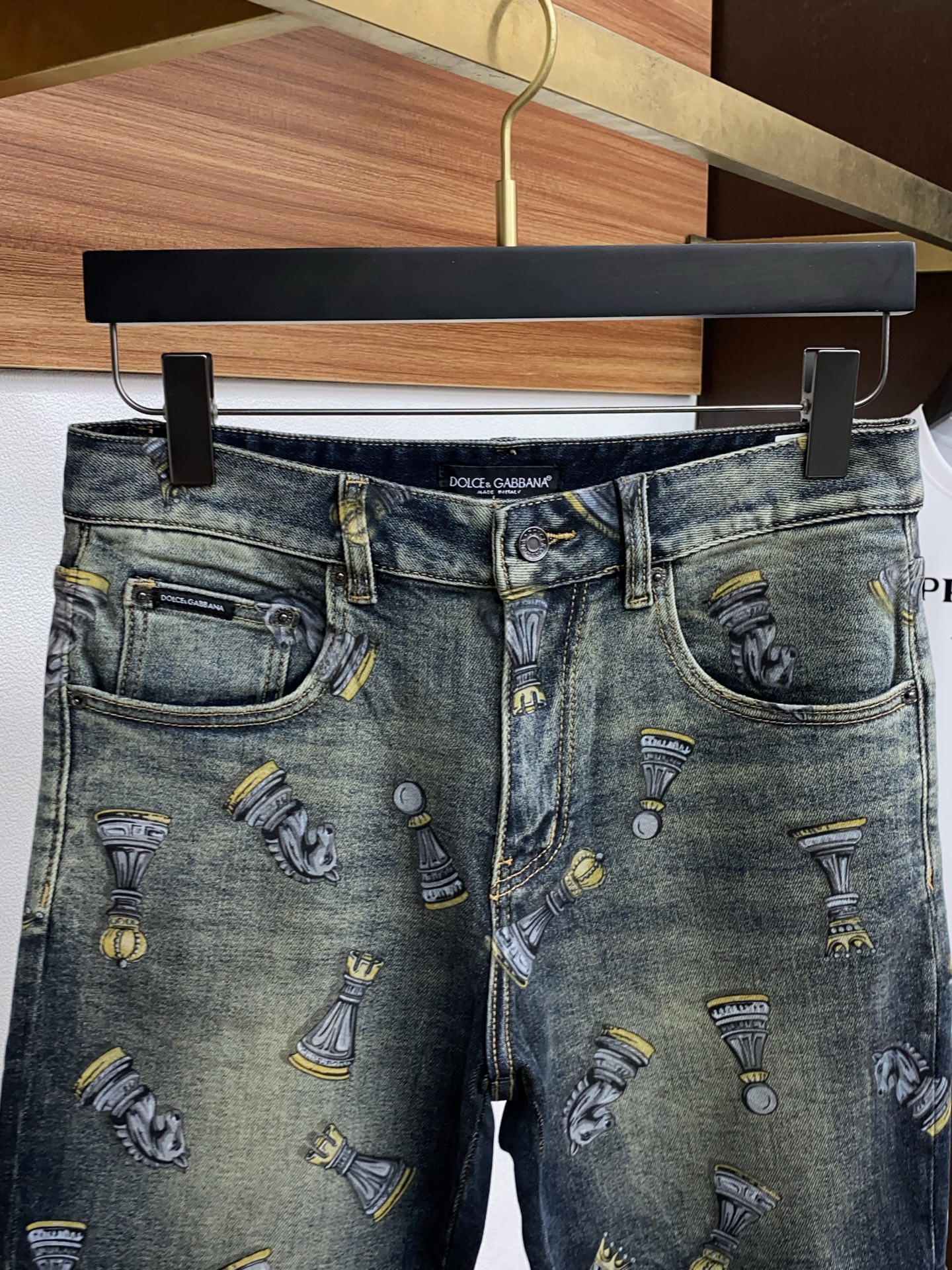 Men’s Cowboy Shorts: Original Cloth Wash with Unique Water-washing Surfaces and High-quality Materials. - 图片 2