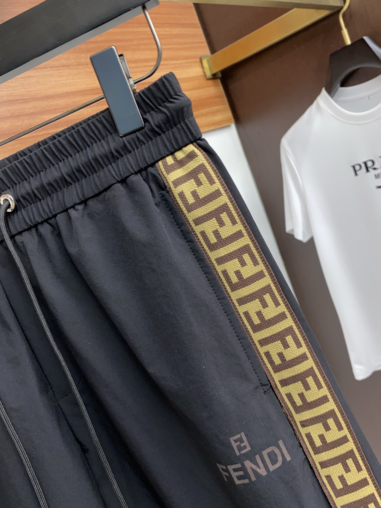 “2025 Summer New Edition Leisure Shorts: Customized Fabric, Tailoring, Comfort. Sizes M-4XL.” - 图片 3
