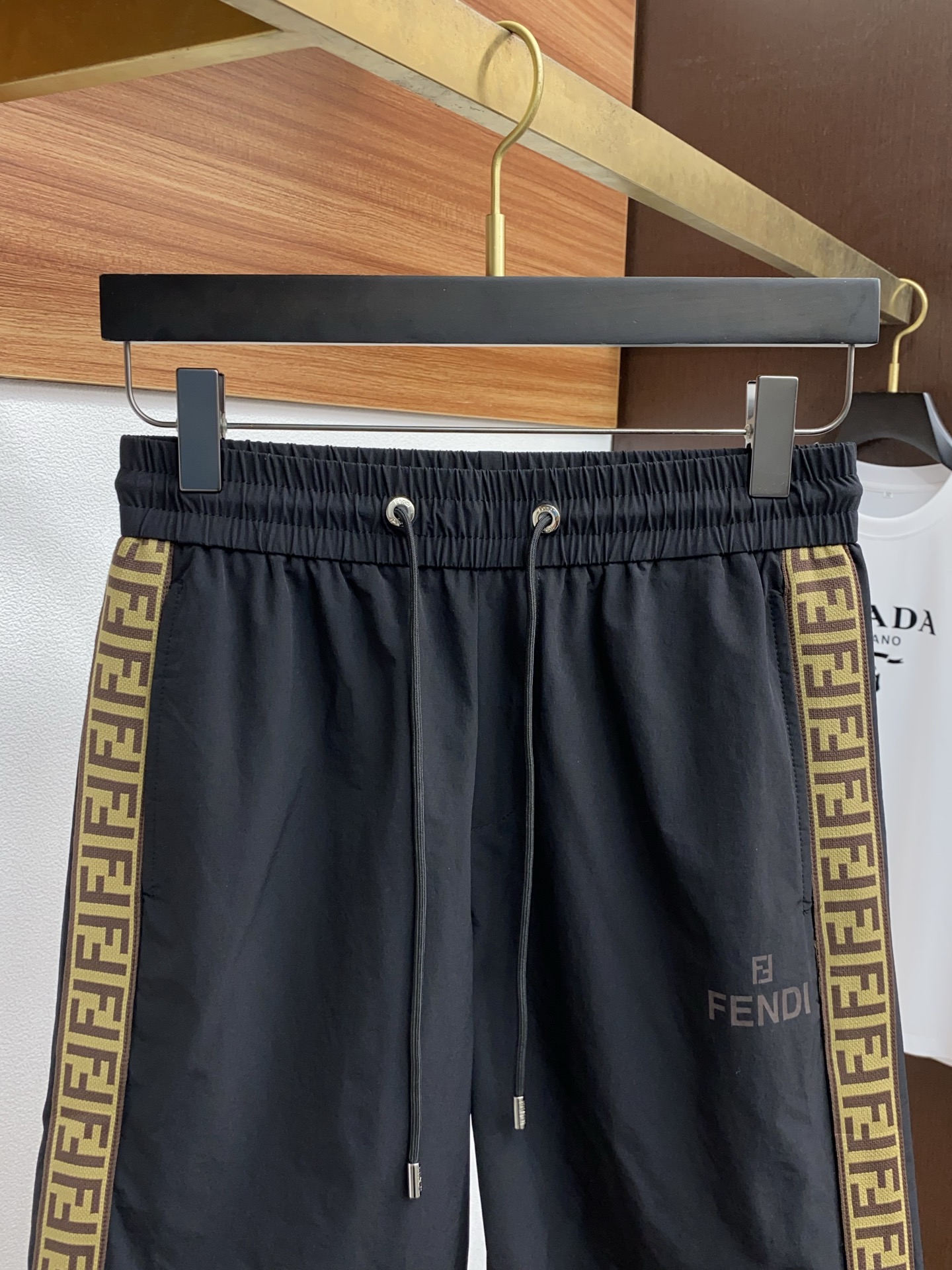 “2025 Summer New Edition Leisure Shorts: Customized Fabric, Tailoring, Comfort. Sizes M-4XL.” - 图片 2