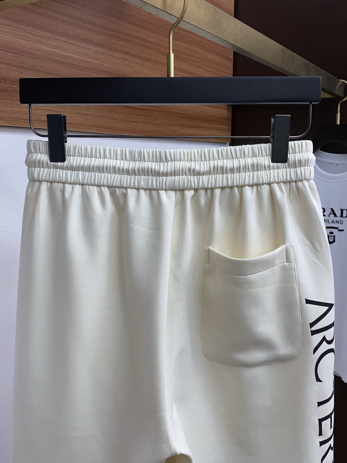 “2025 Summer New Edition Original Bird Leisure Shorts: High-End Customized Comfort for Summer Style” - 图片 9