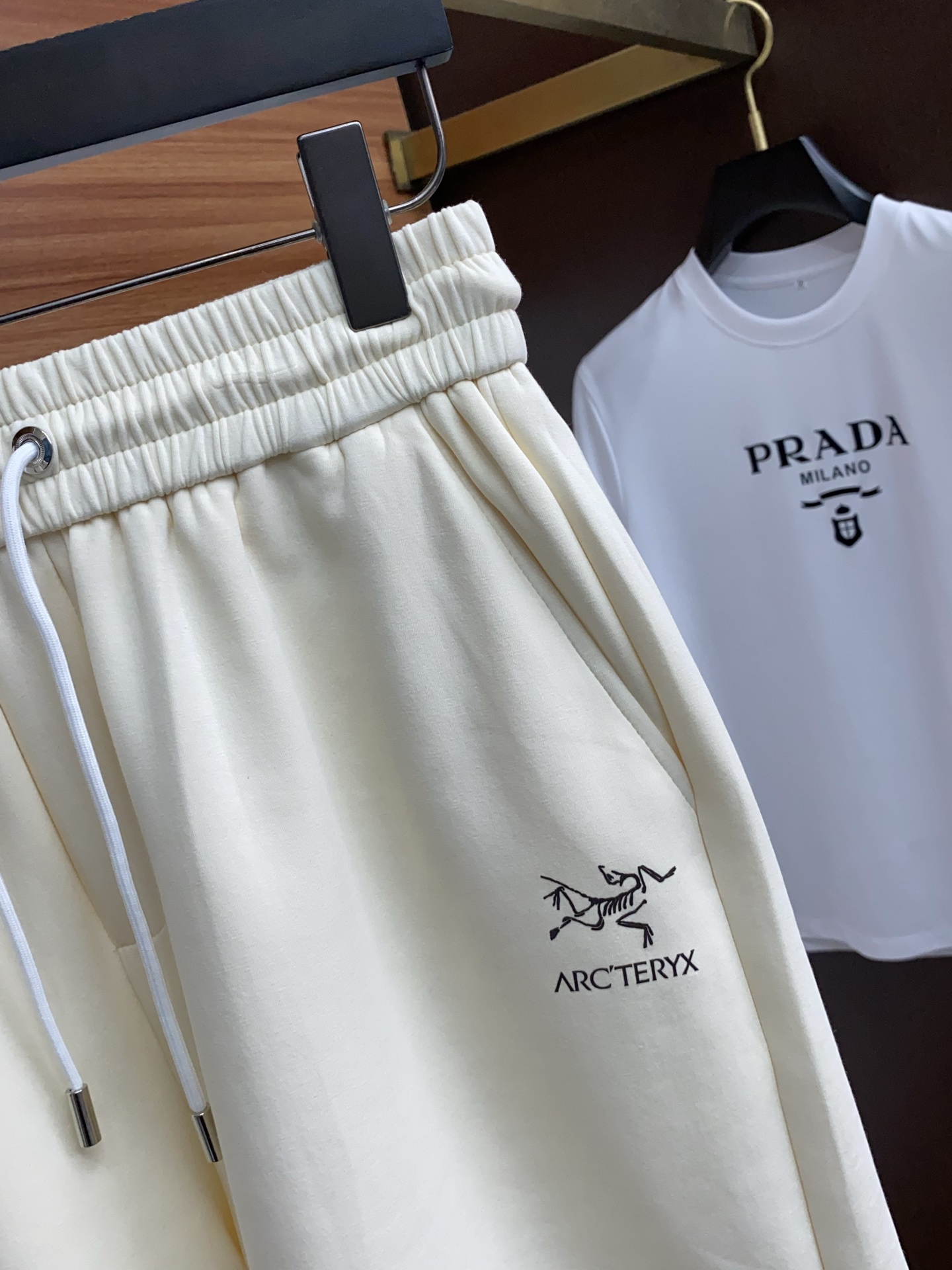 “2025 Summer New Edition Original Bird Leisure Shorts: High-End Customized Comfort for Summer Style” - 图片 3
