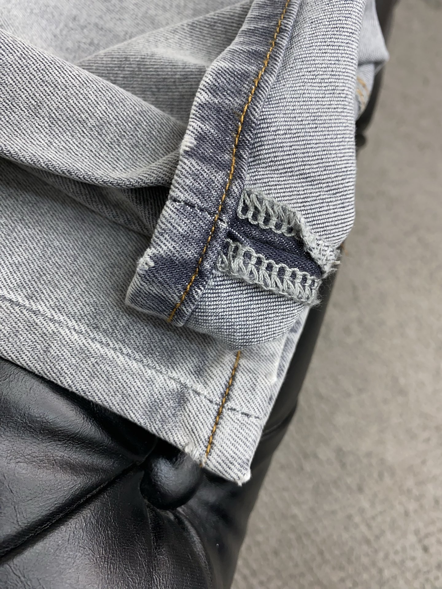 Men’s Unique Jeans with High-Quality Craftsmanship and Durable Design - 图片 7