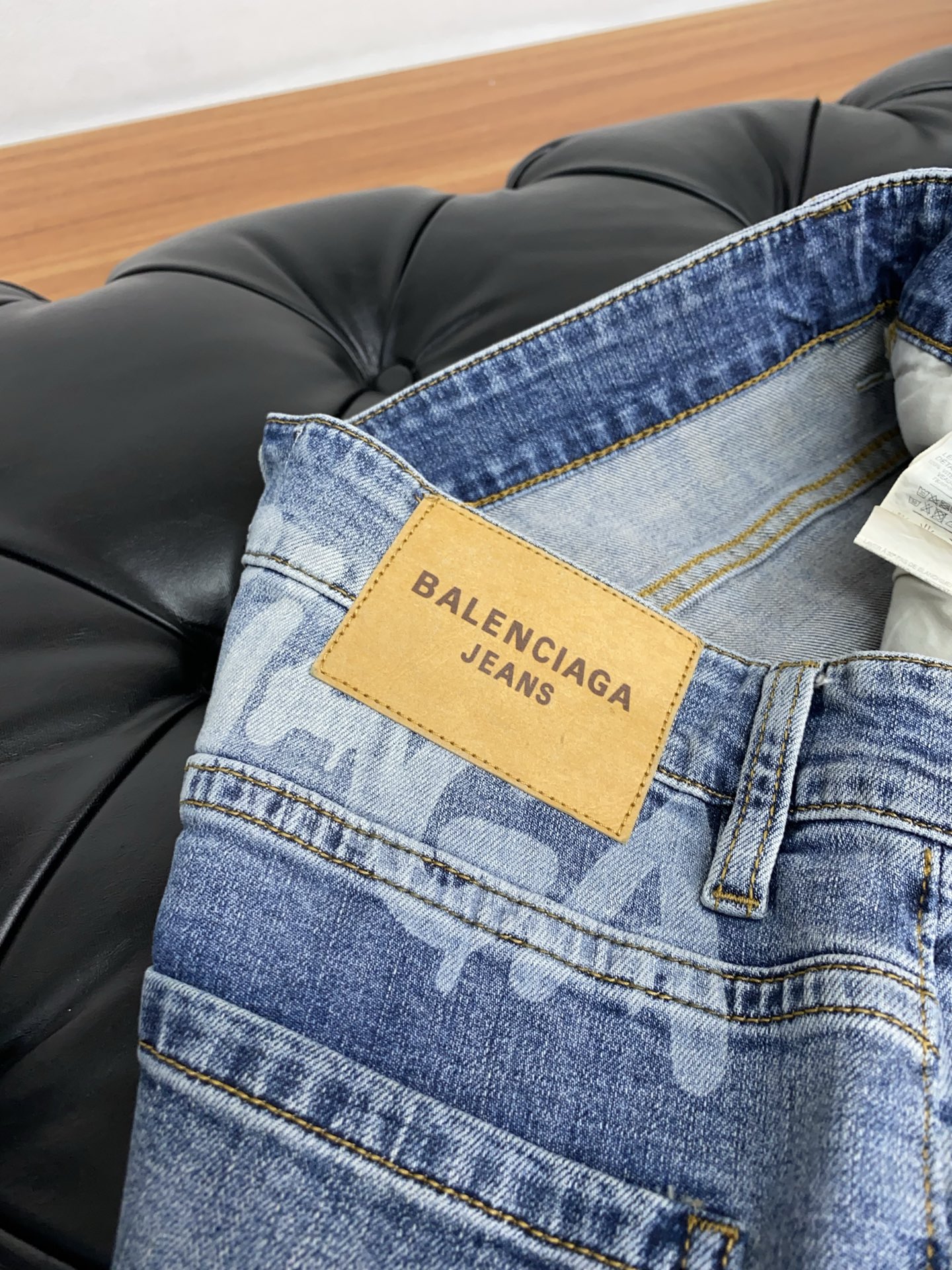 High-Quality Paris Family Cowboy Fabric: Exclusive Import for Crafty Four-Season Jeans - 图片 5