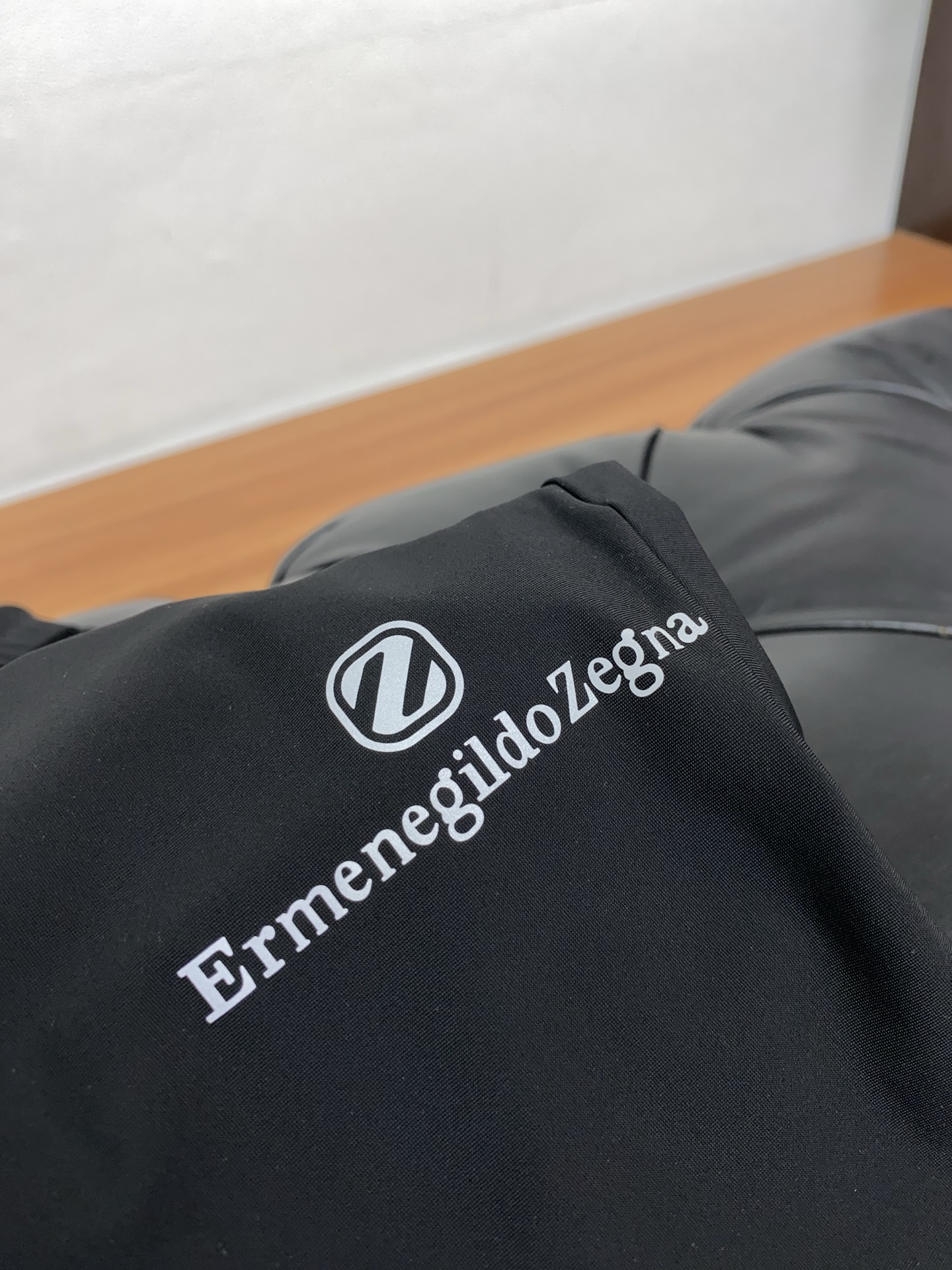 “Jenia 2025 Summer Leisure Shorts: High-end Comfort and Style in Ice Cream Fabric” - 图片 5