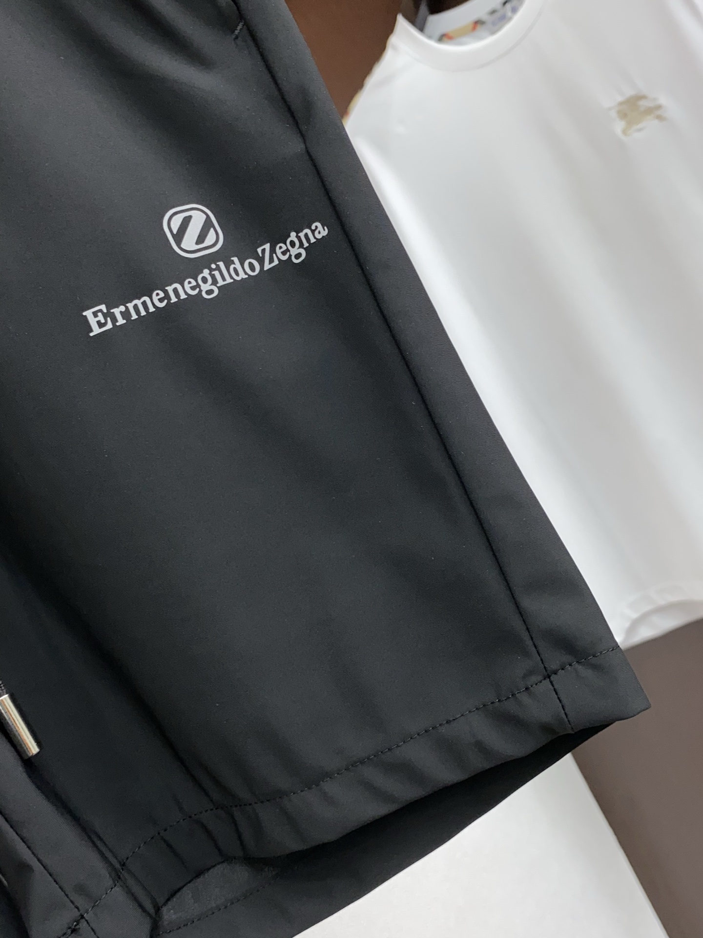 “Jenia 2025 Summer Leisure Shorts: High-end Comfort and Style in Ice Cream Fabric” - 图片 4