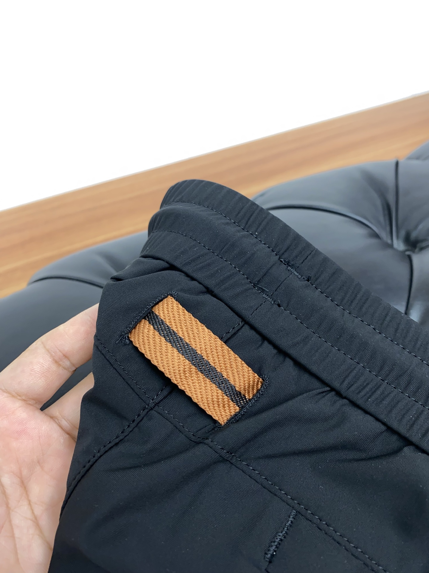 “Jenia 2025 Summer Leisure Shorts: High-end Comfort and Style in Ice Cream Fabric” - 图片 6