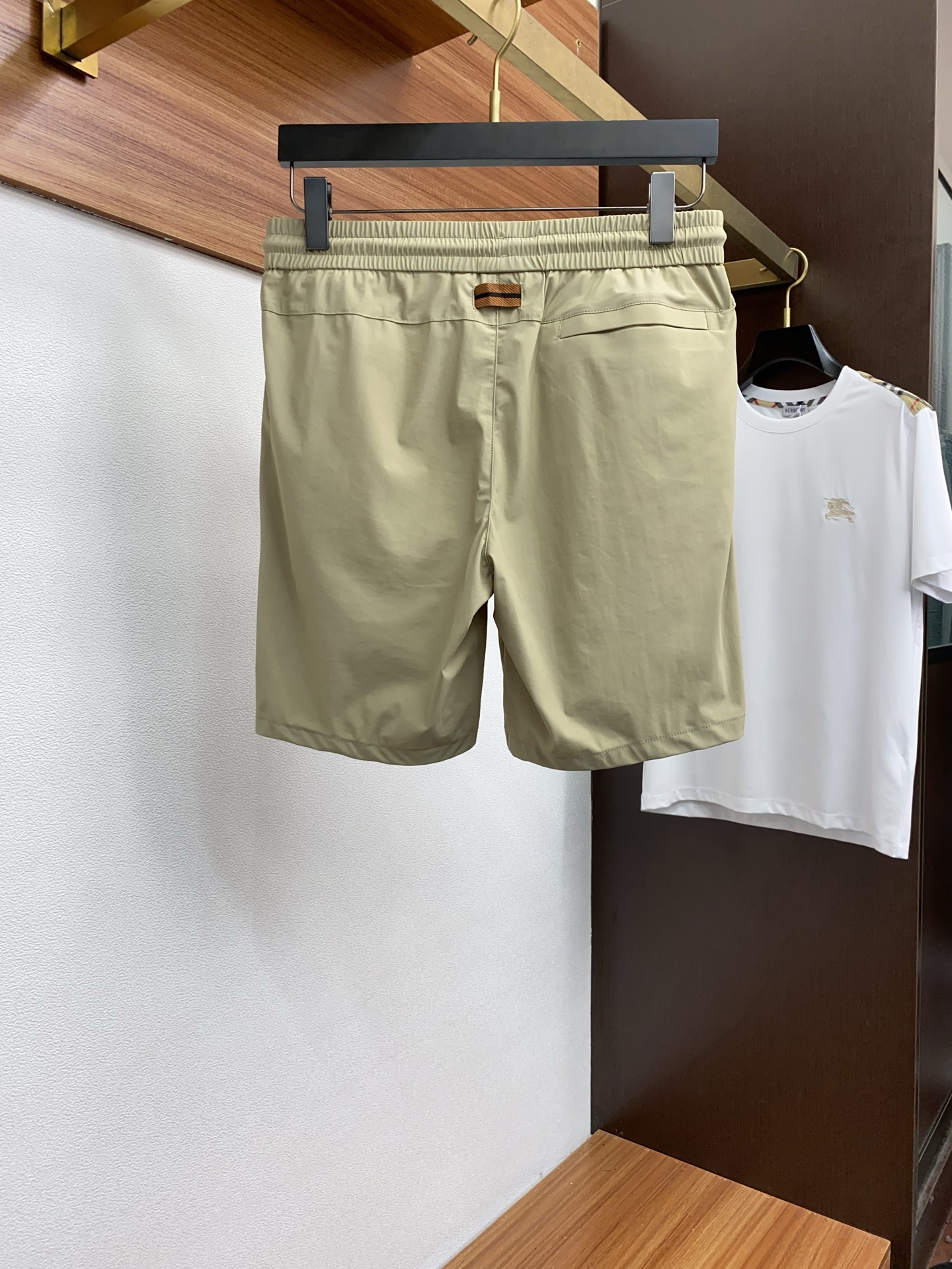 “2025 Summer New Edition Leisure Shorts: High-end Comfort and Style in Four-Sided Ice Cream Fabrics” - 图片 8