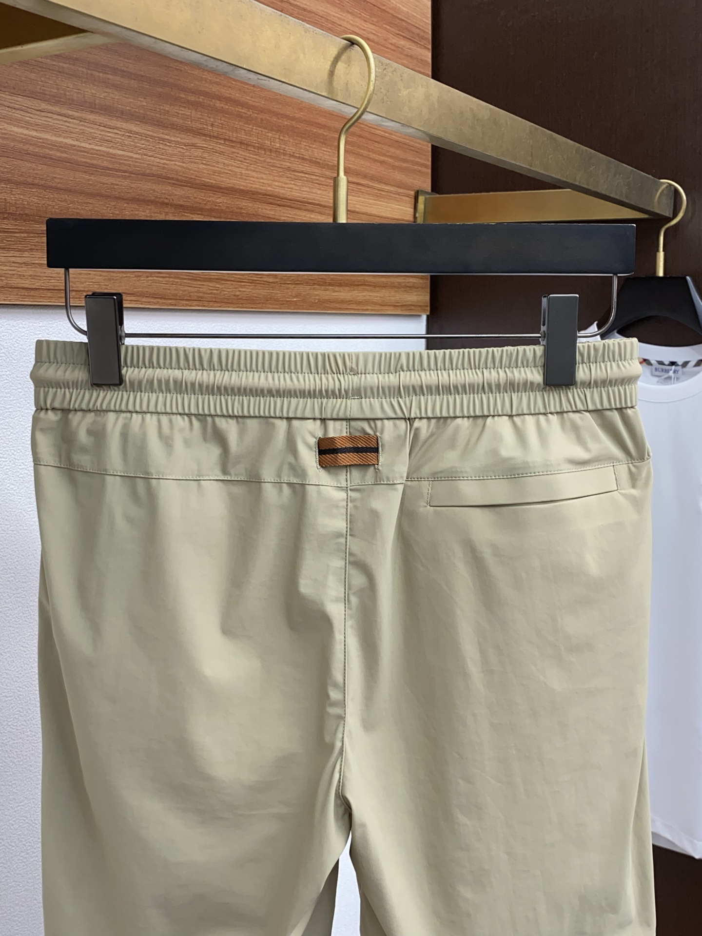 “2025 Summer New Edition Leisure Shorts: High-end Comfort and Style in Four-Sided Ice Cream Fabrics” - 图片 9
