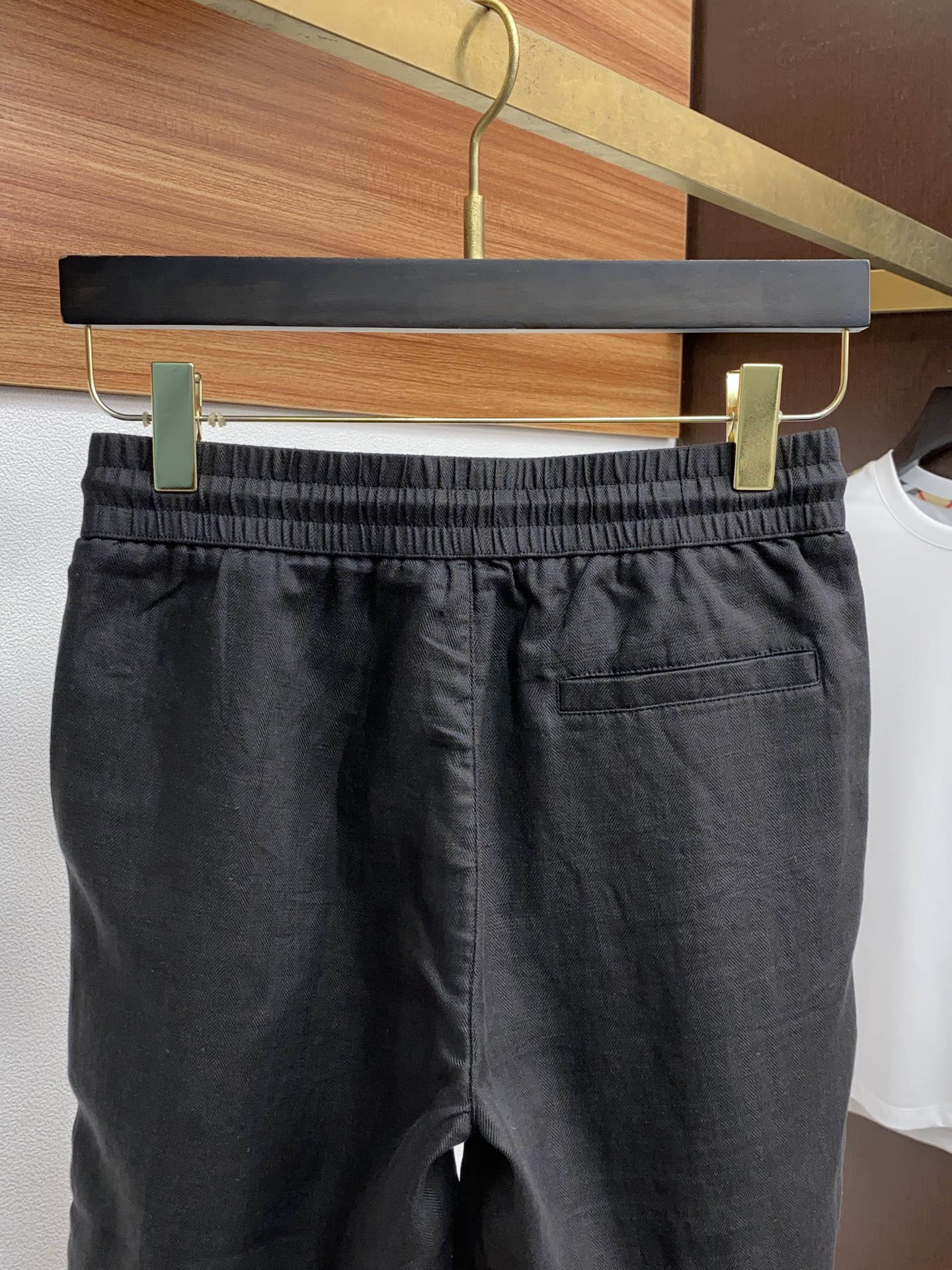 Raulen Linen Shorts: Cool, Comfortable, and Stylish for Hot Summers - 图片 9