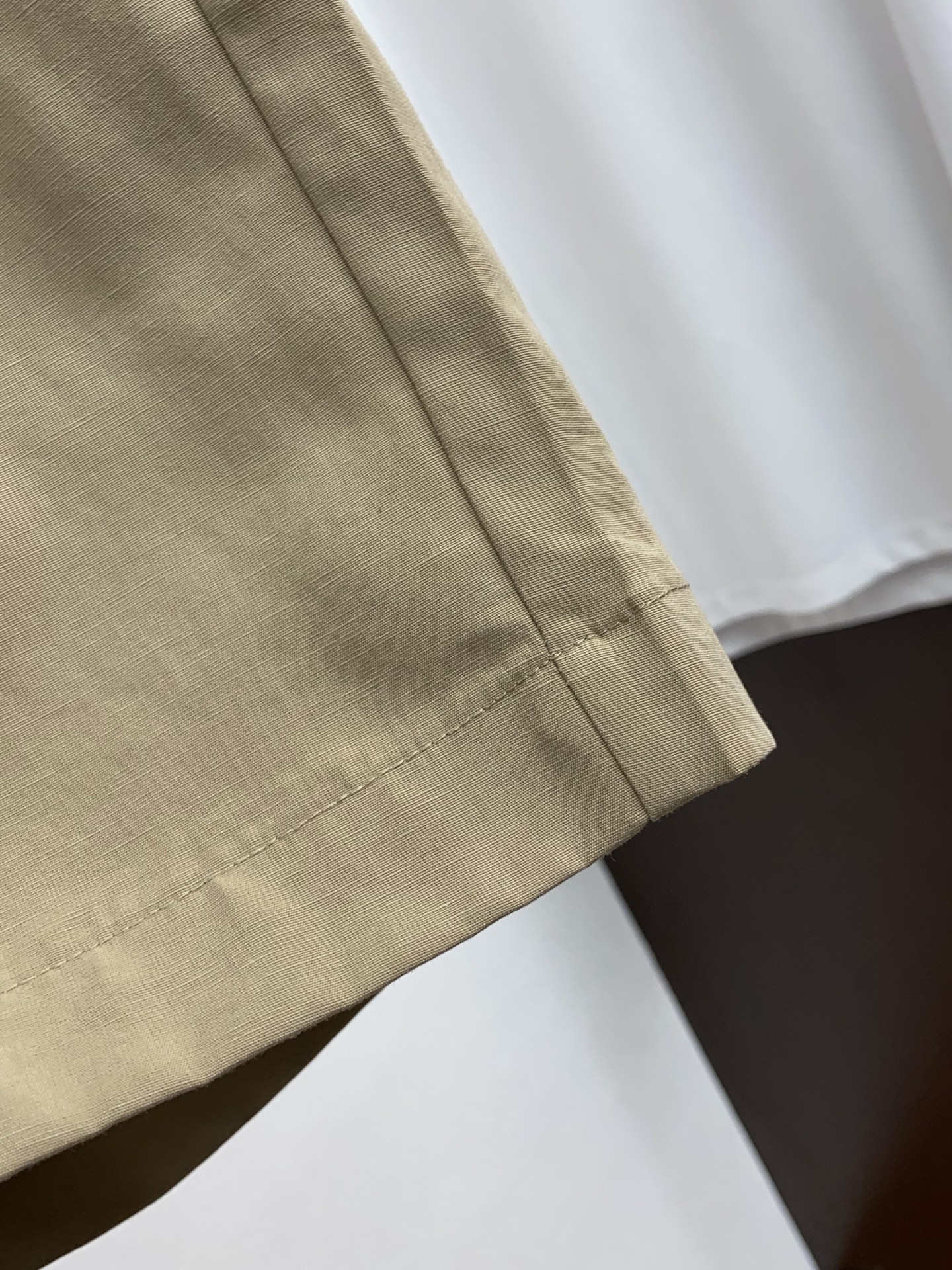 Kiton 2025 Linen Shorts: Comfortable, Stylish, and UV-Protective for Summer. - 图片 4