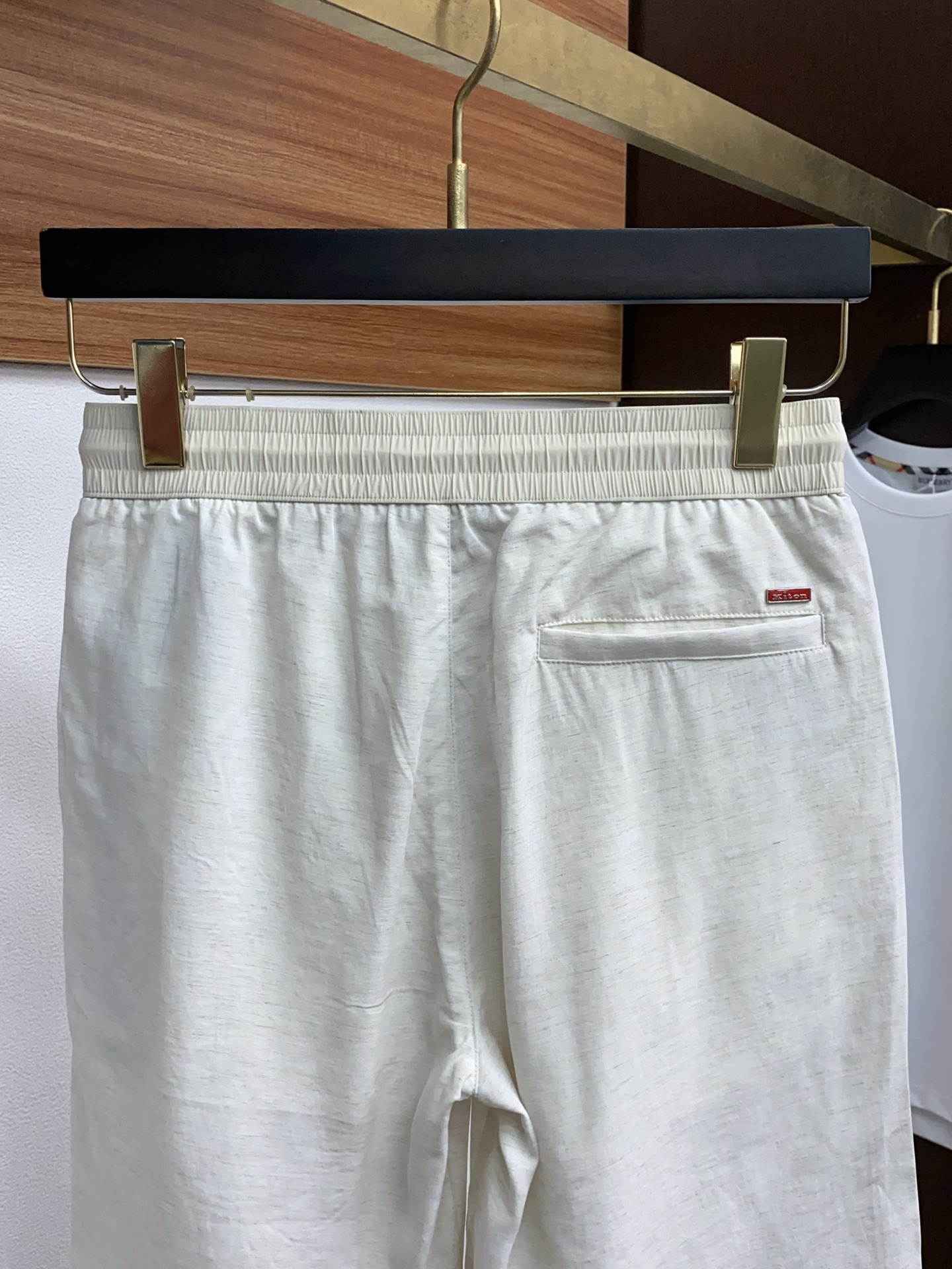 Kiton 2025 Linen Shorts: Cool, Comfortable, and Stylish for Summer Fashion - 图片 9