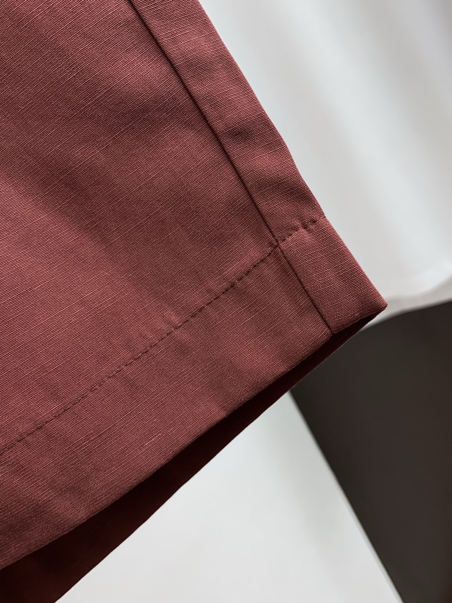 Kiton 2025 Linen Shorts: Cool, Comfortable, and Stylish for Summer Fun - 图片 4