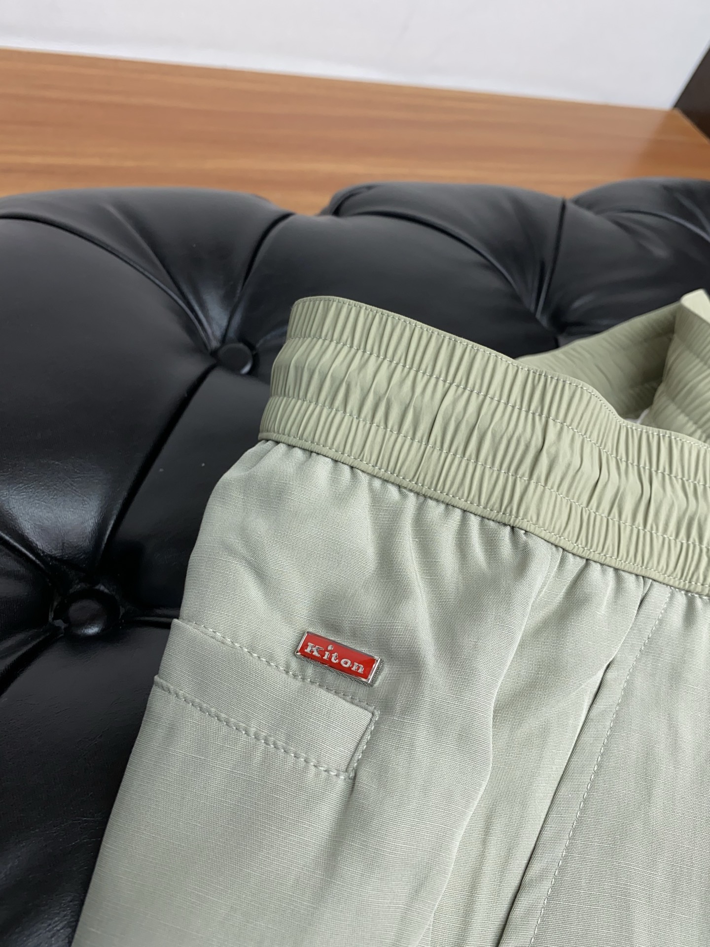 Kiton 2025 Linen Shorts: Comfortable, Stylish, and UV-Protective Summer Essential - 图片 7