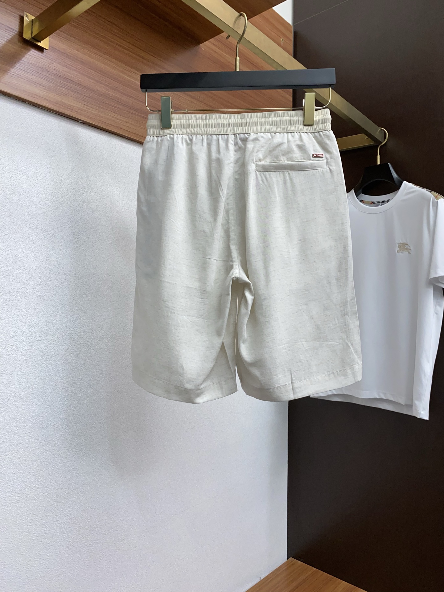 Kiton 2025 Linen Shorts: Cool, Comfortable, and Stylish for Summer Fashion - 图片 8