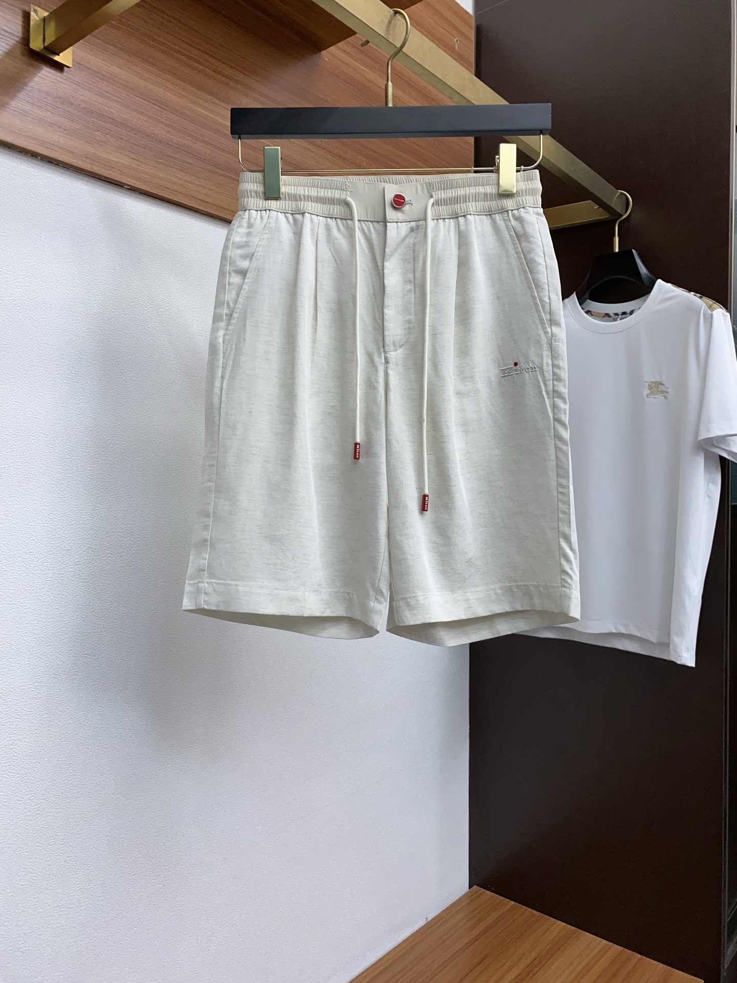 Kiton 2025 Linen Shorts: Cool, Comfortable, and Stylish for Summer Fashion