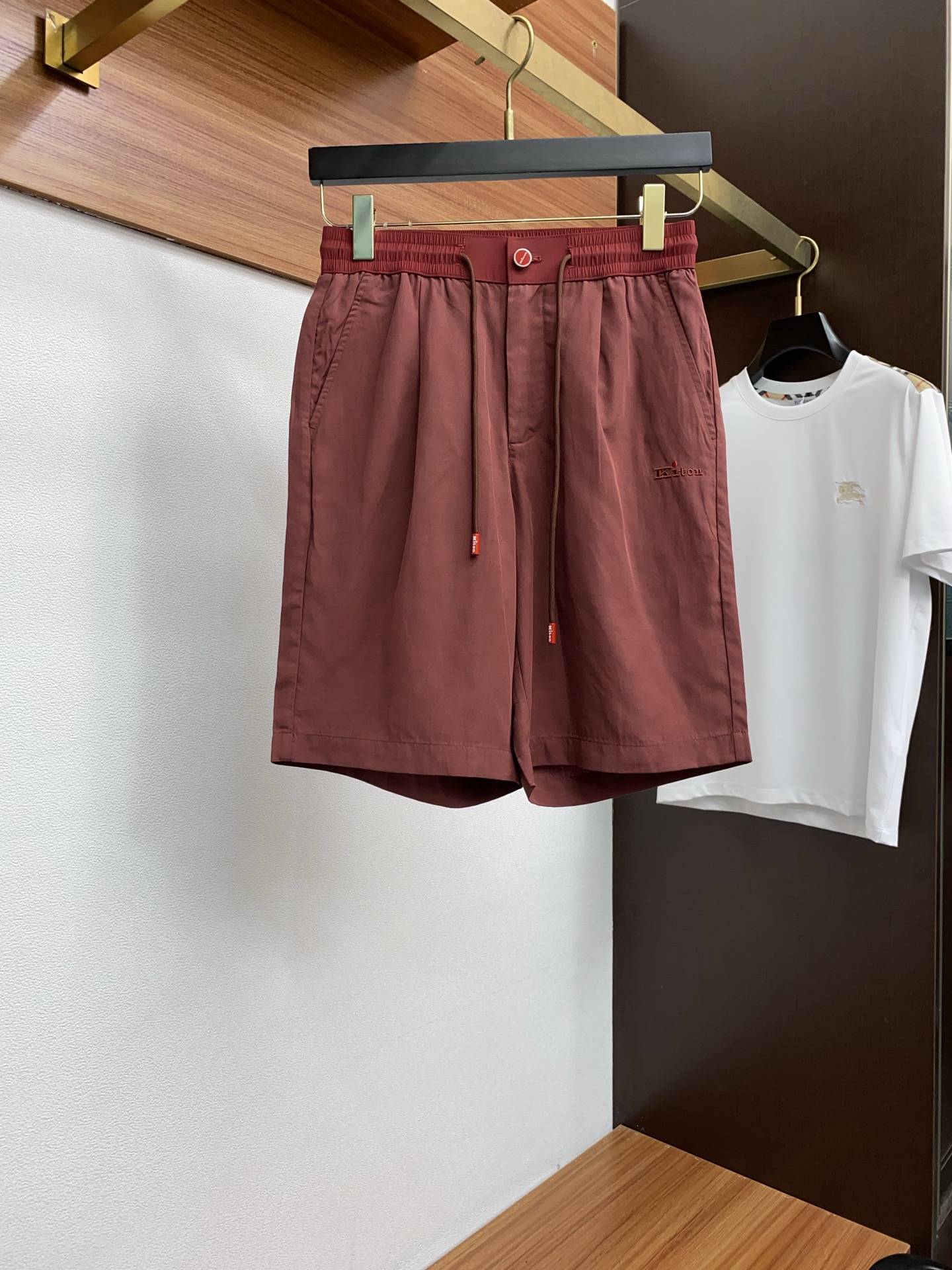 Kiton 2025 Linen Shorts: Cool, Comfortable, and Stylish for Summer Fun